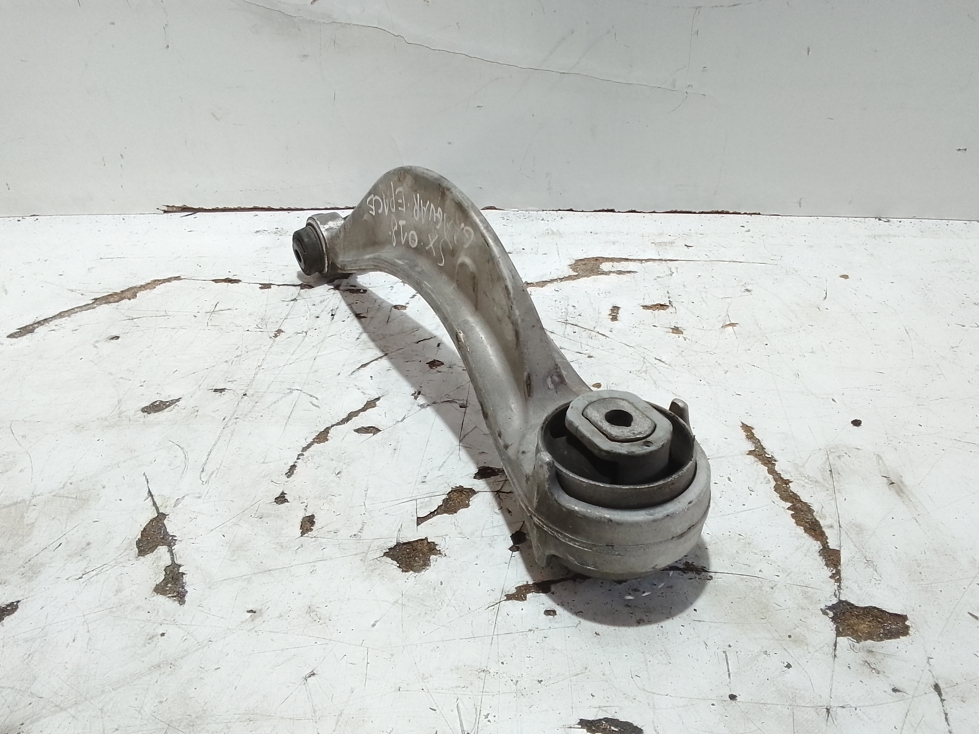 Braccio Oscillante anteriore destro per Jaguar F-pace Serie (16>) (2016 - In produzione)