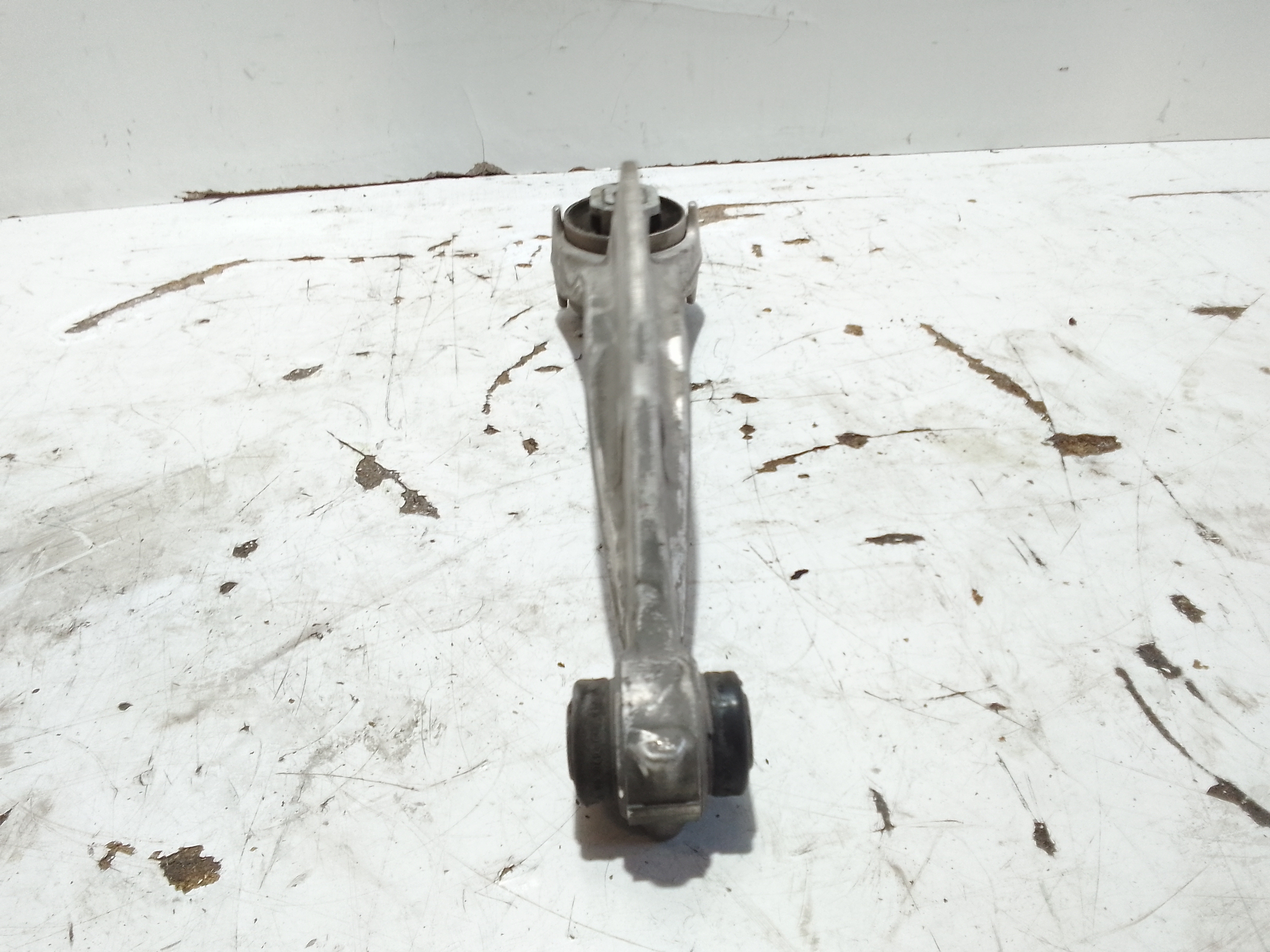 Braccio Oscillante anteriore Sinistro per Jaguar F-pace Serie (16>) (2016 - In produzione)