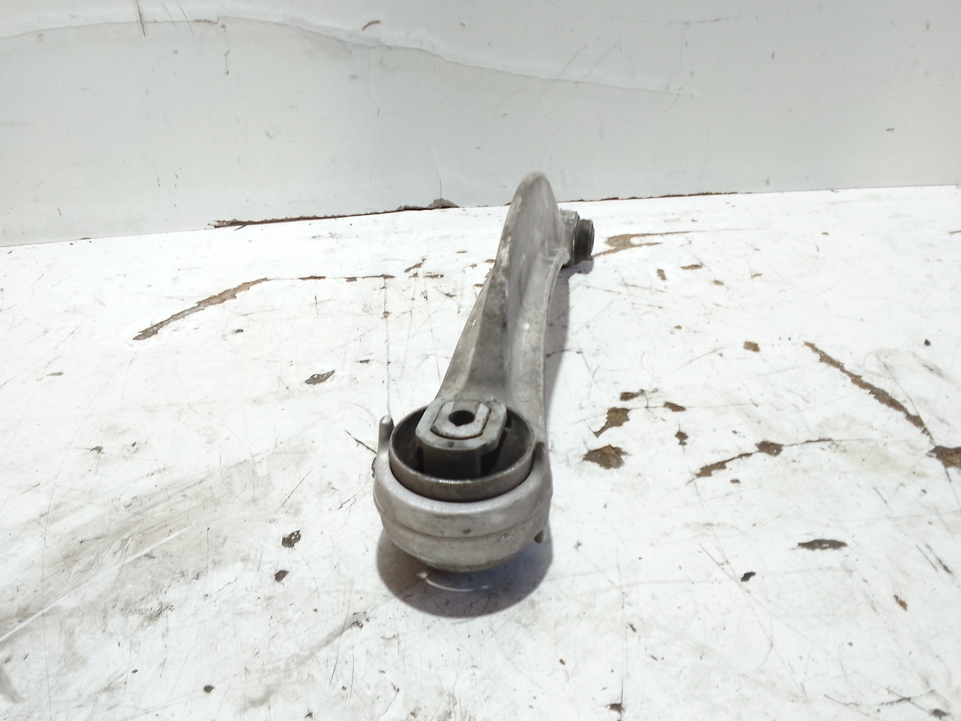 Braccio Oscillante anteriore Sinistro per Jaguar F-pace Serie (16>) (2016 - In produzione)