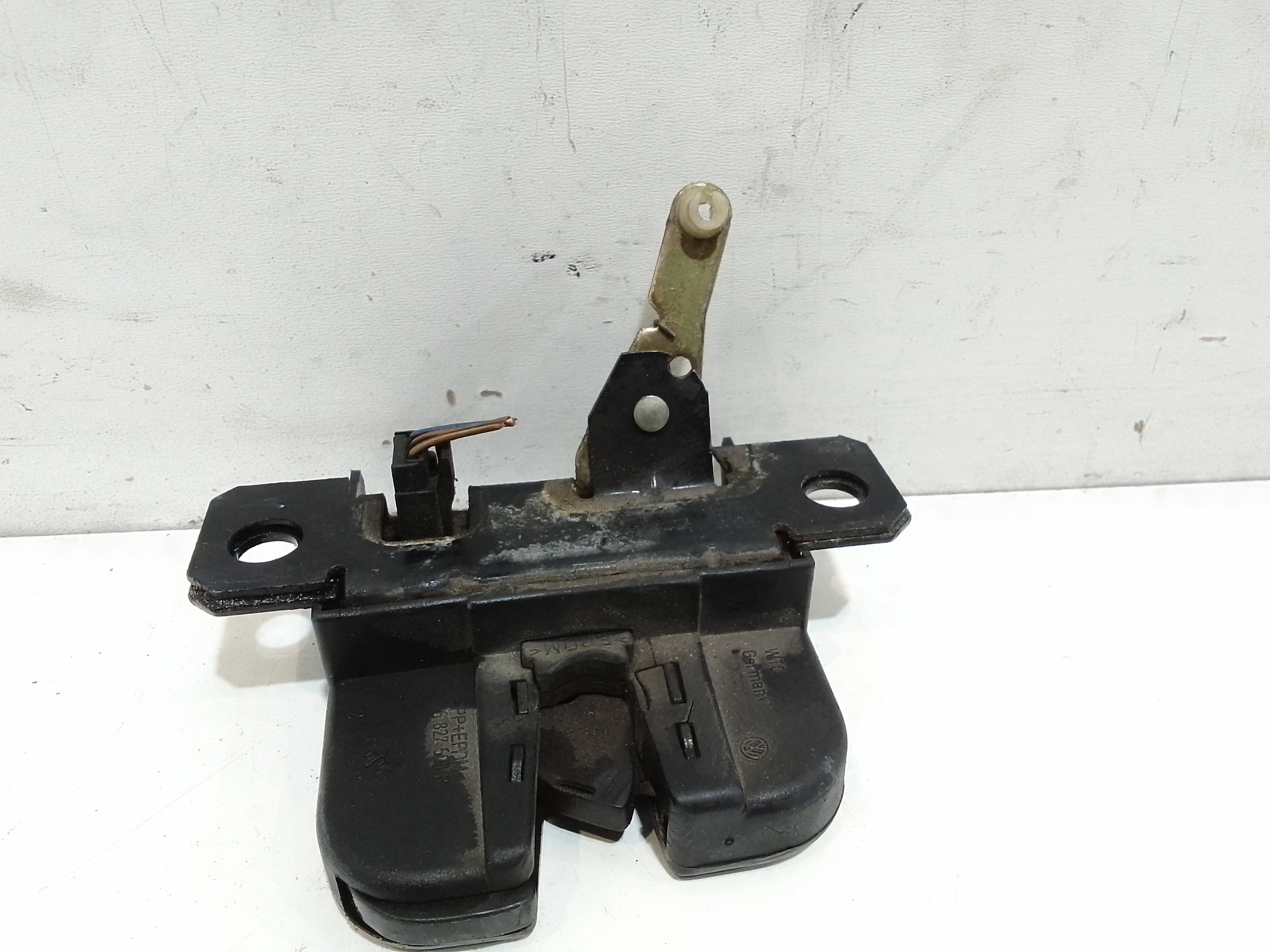 Serratura Cofano Posteriore per Volkswagen Golf 4 Berlina (97>03) (1997 - 2003)