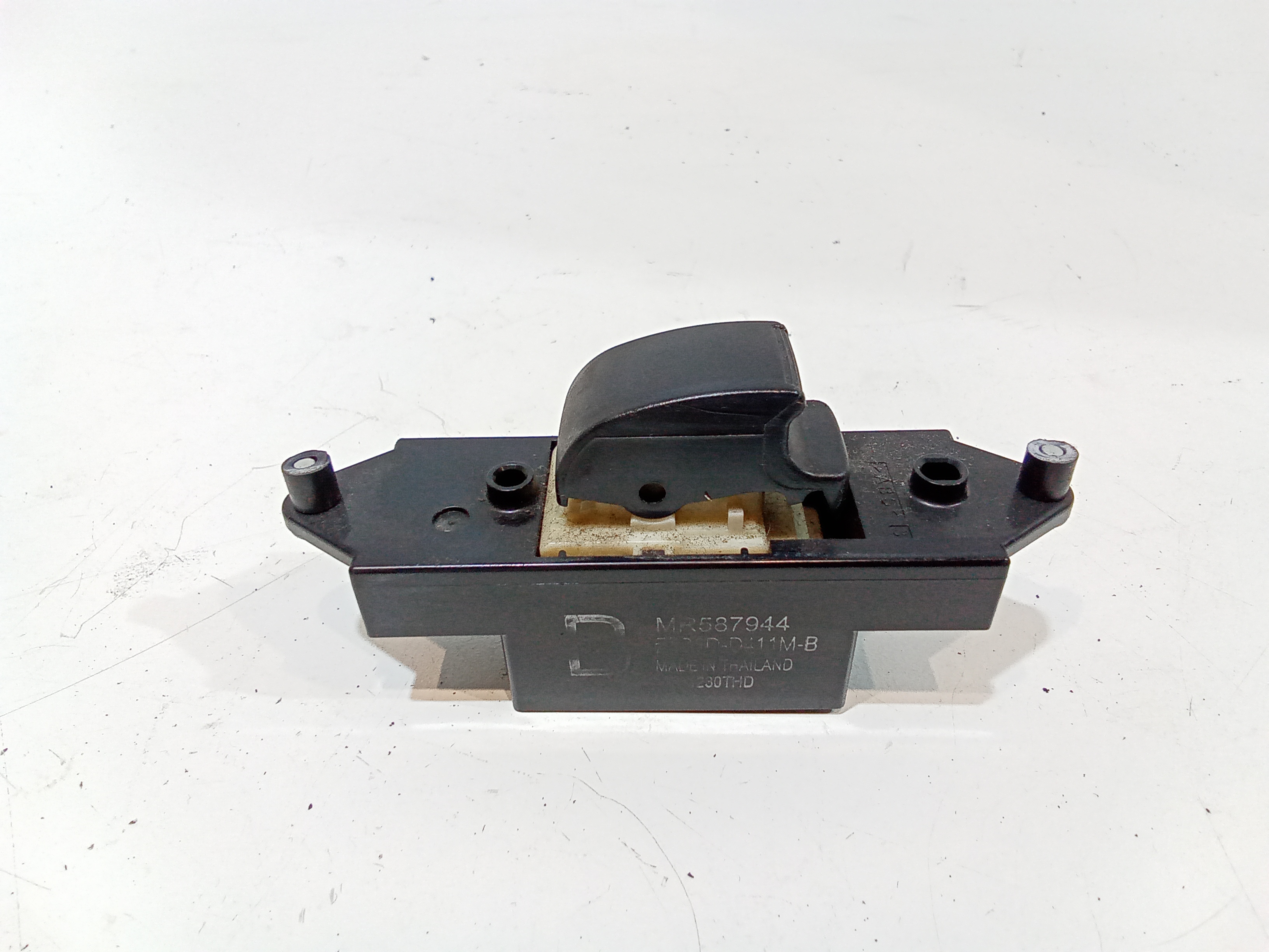 Pulsantiera Posteriore Sinistra per Mitsubishi Asx 1 Serie (2010 - In produzione)