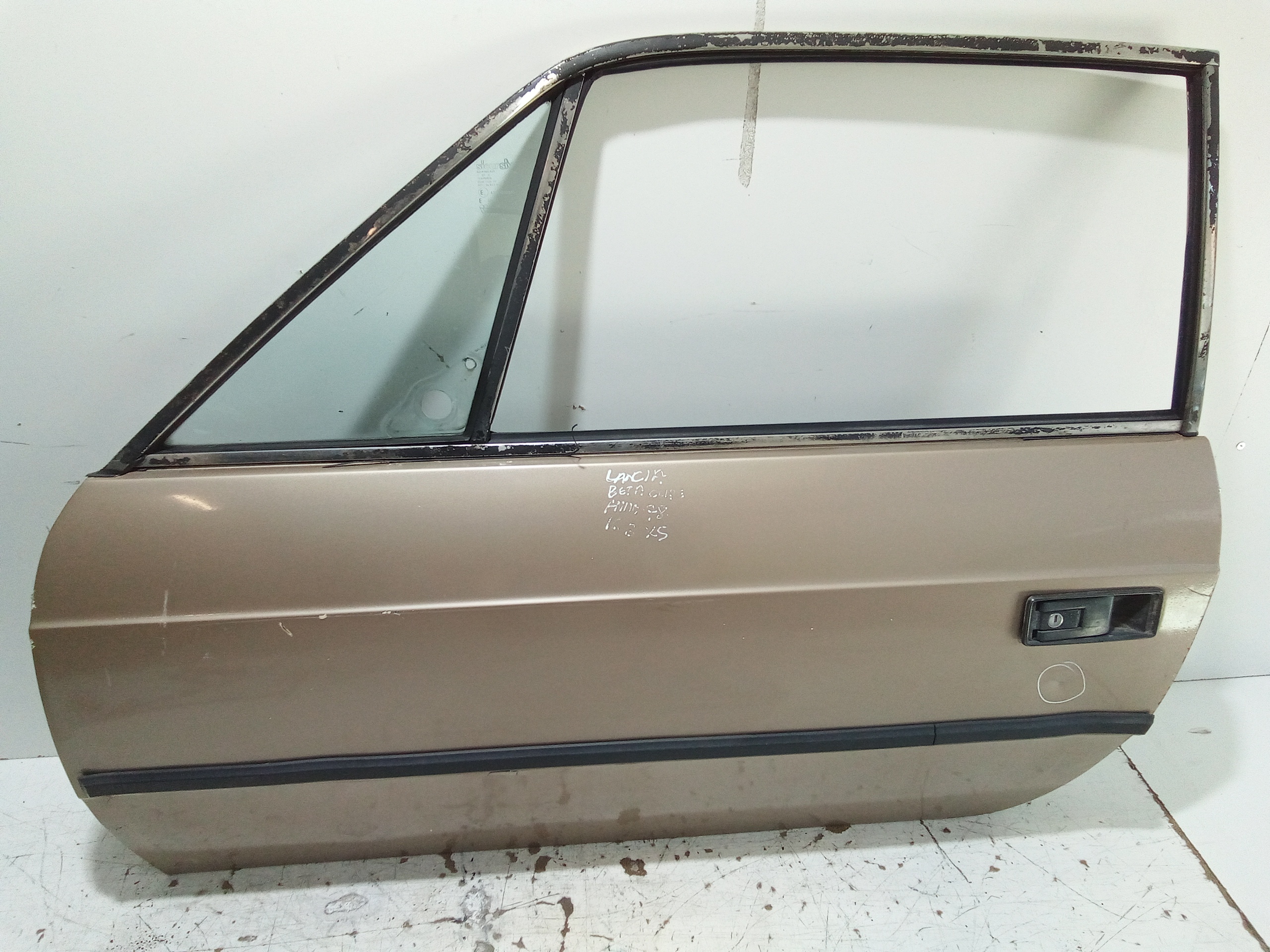 Portiera Anteriore Sinistra per Lancia Beta coup (1972 - 1984)