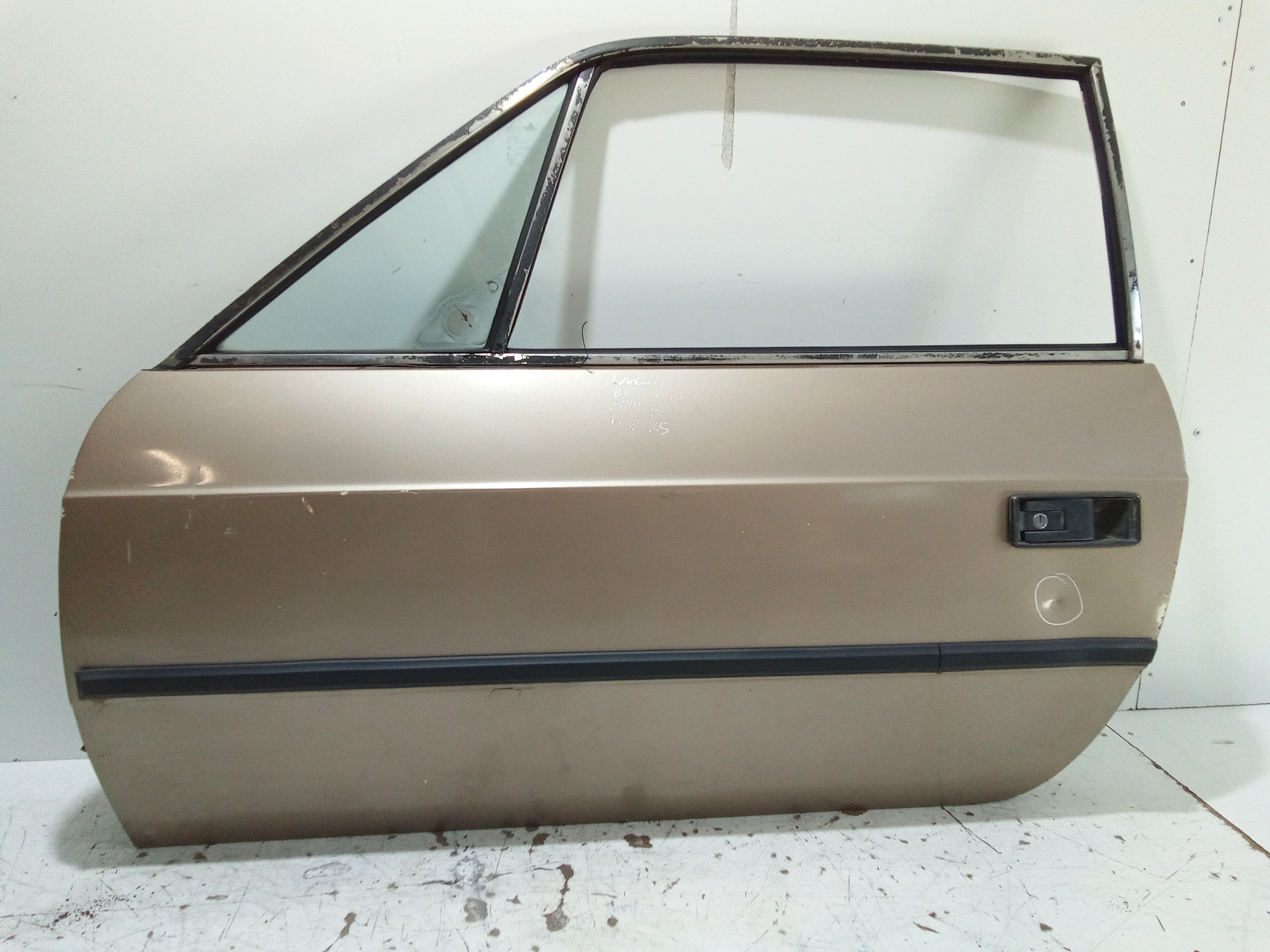 Portiera Anteriore Sinistra per Lancia Beta coup (1972 - 1984)