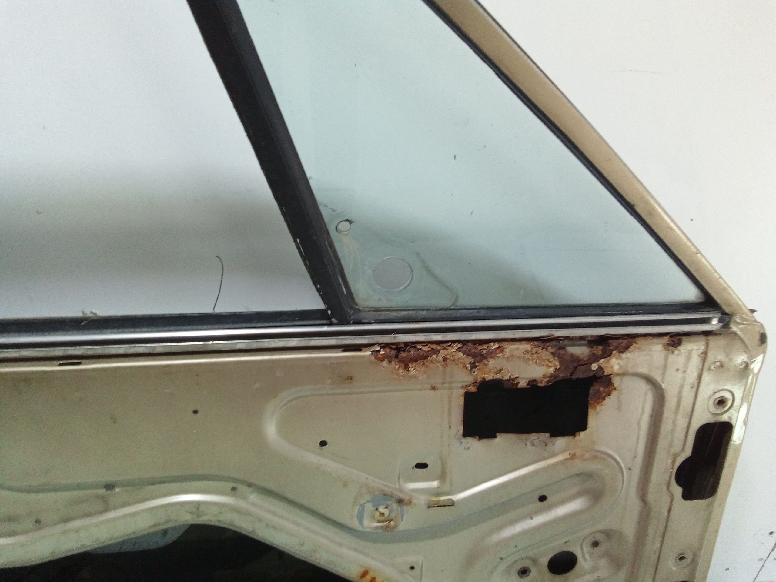 Portiera Anteriore Sinistra per Lancia Beta coup (1972 - 1984)