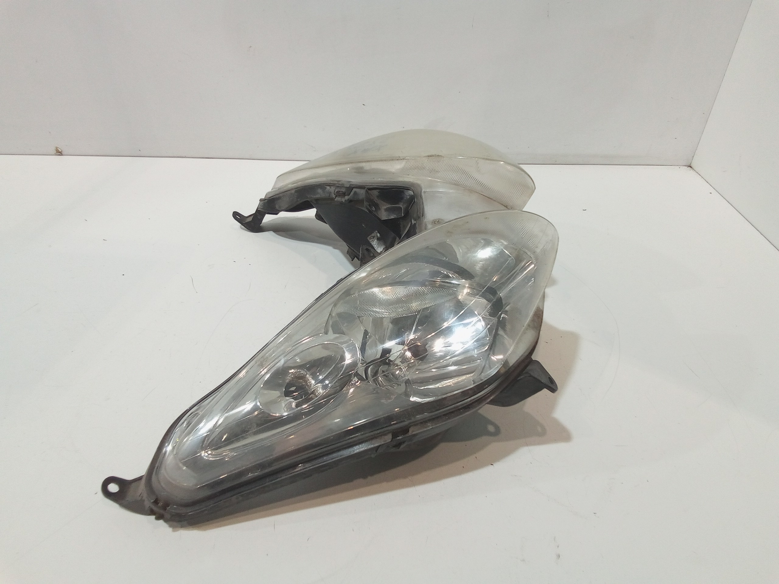 Faro anteriore per Yamaha X Max 250cc (2005 - >)