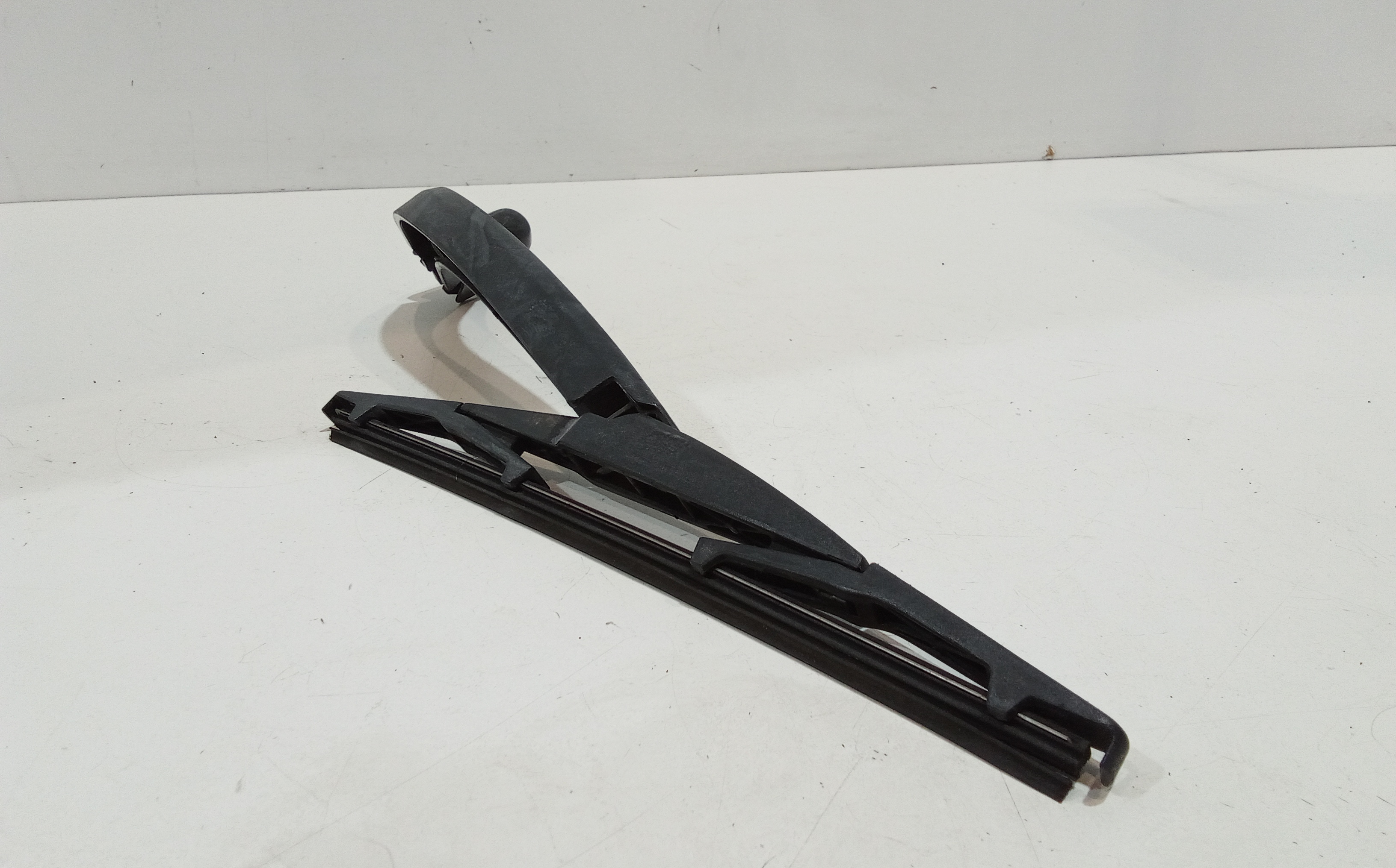 Braccio tergicristallo posteriore per Suzuki Alto 3 Serie (2008 - In produzione)