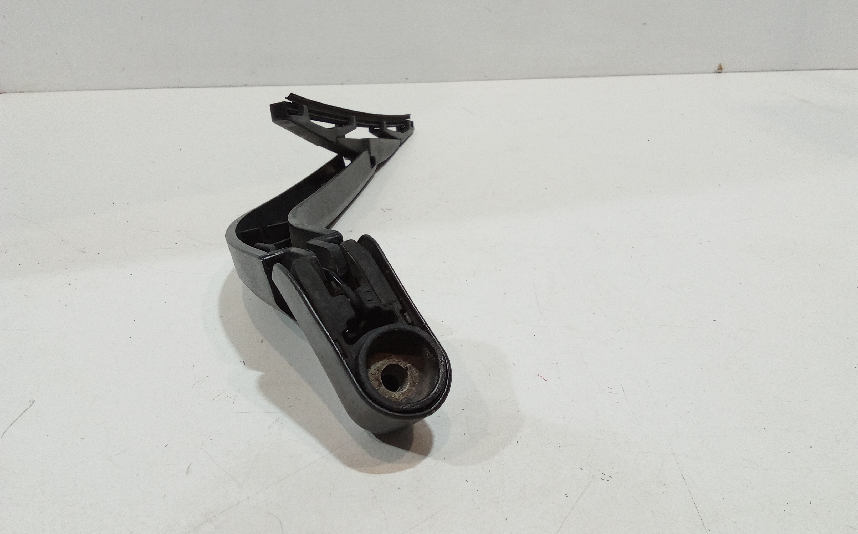 Braccio tergicristallo posteriore per Suzuki Alto 3 Serie (2008 - In produzione)