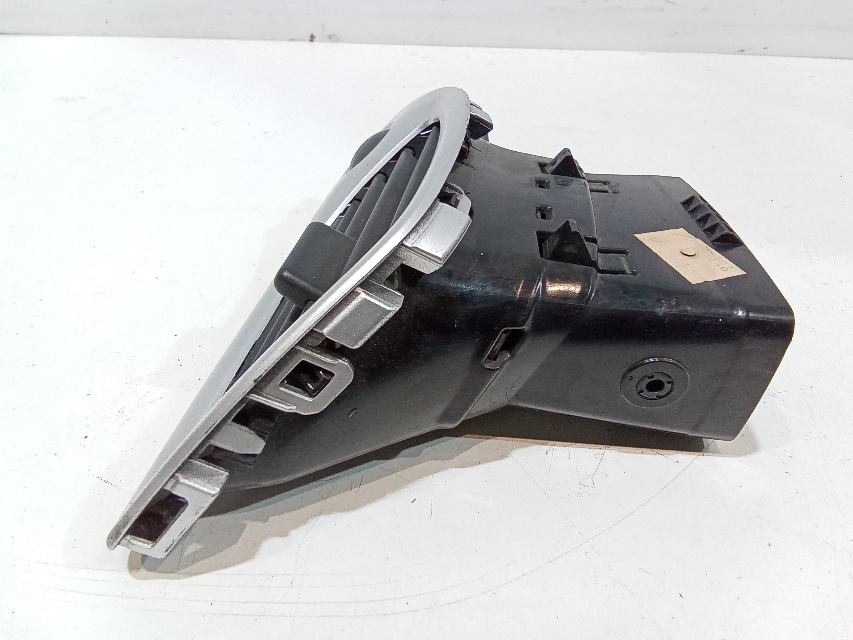 Bocchetta aria cruscotto lato guida per Renault Scenic X Mod (2009 - In produzione)