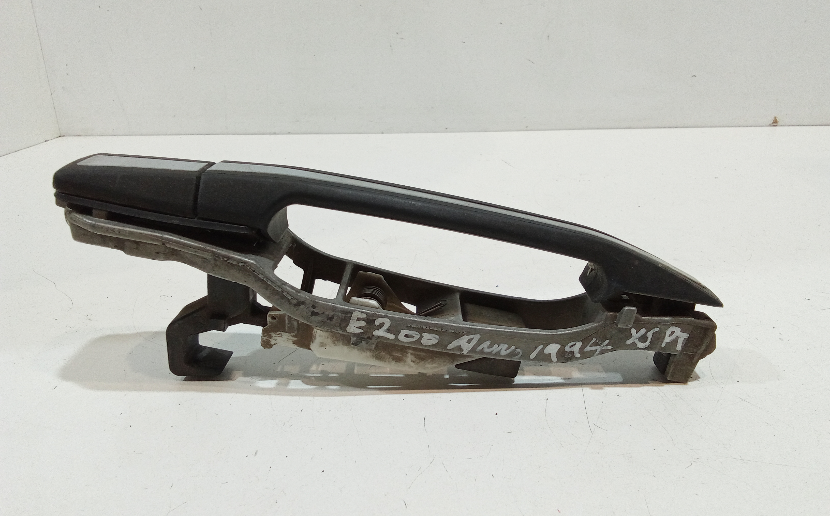 Maniglia esterna Posteriore Sinistra per Mercedes Classe E W124 (1993 - 1997)