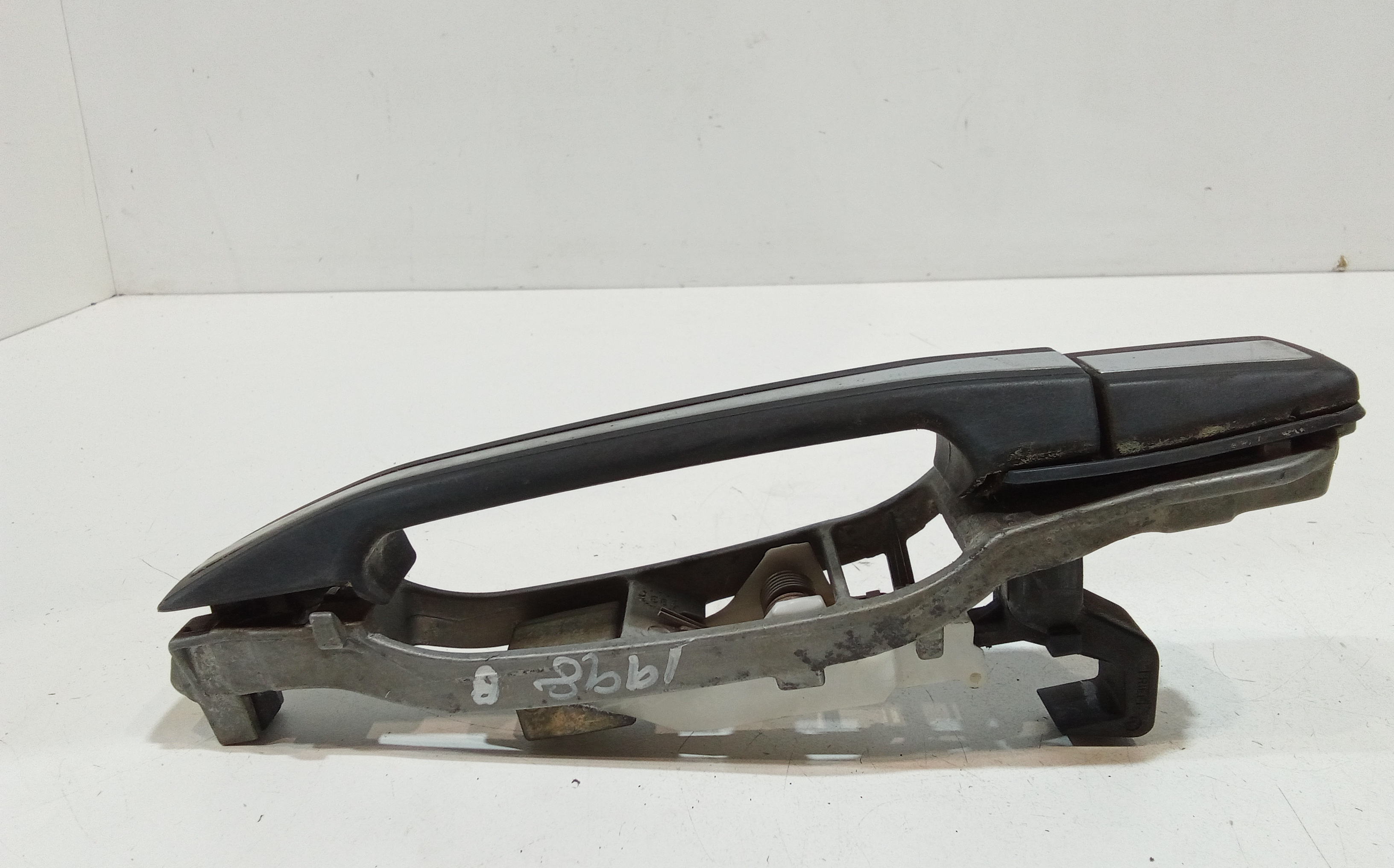 Maniglia esterna Posteriore Sinistra per Mercedes Classe E W124 (1993 - 1997)