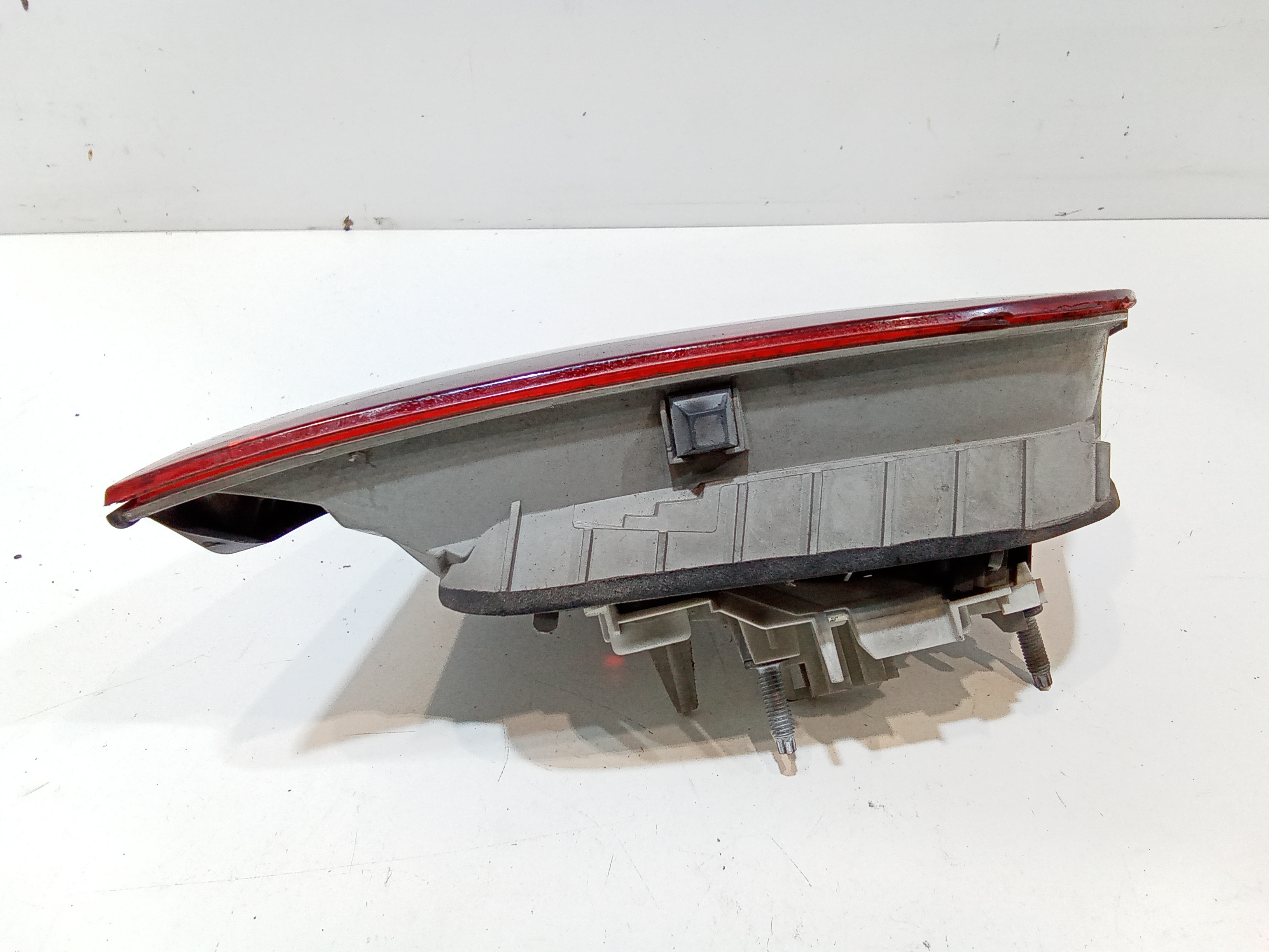 Stop Posteriore Sinistro Integrato nel Portello per Audi A4 Avant (8ed) (04>08) (2004 - 2008)