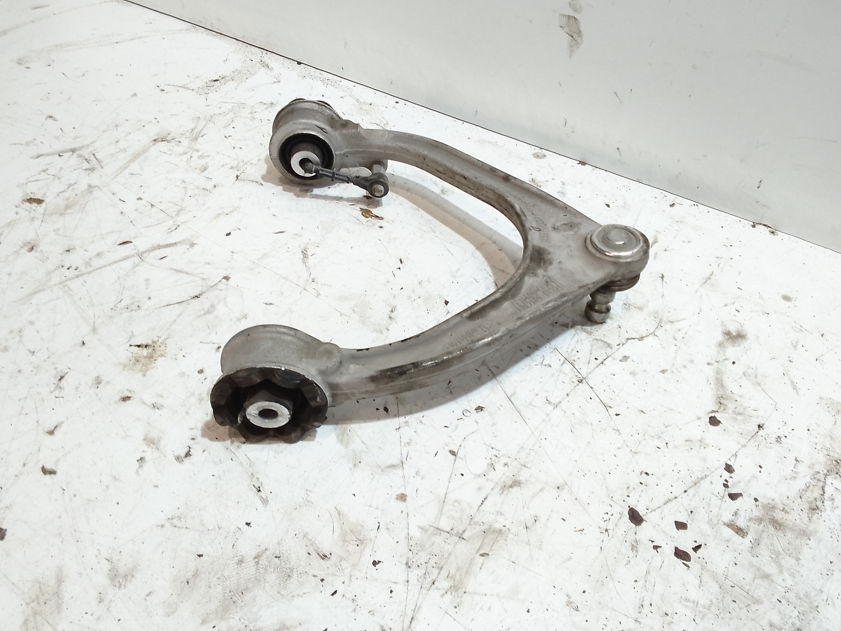 Braccio Oscillante Superiore Ant. DX per Jaguar F-pace Serie (16>) (2016 - In produzione)