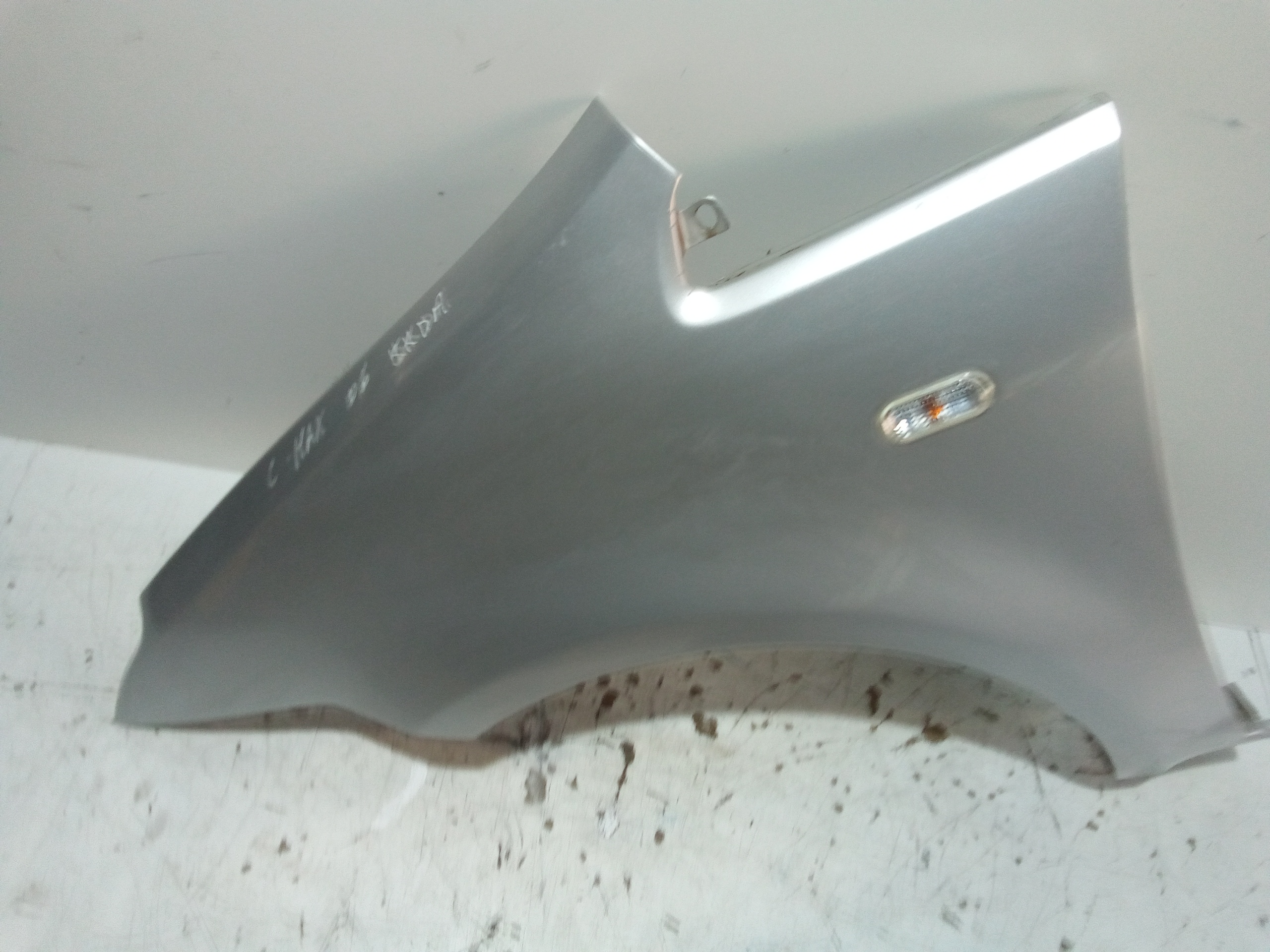 Parafango Anteriore Sinistro per Ford Focus C-max Serie (03>07) (2003 - 2007)