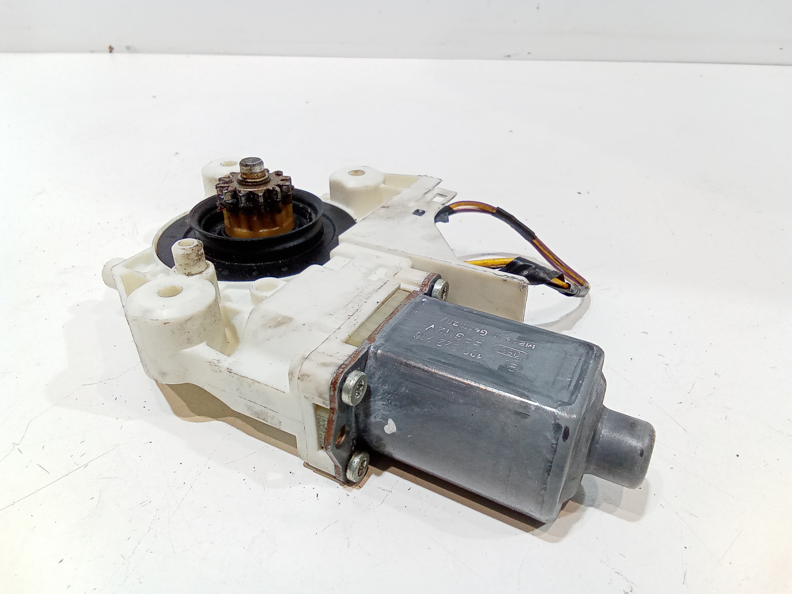 Motorino Alzavetro anteriore Sinistro per Ford Focus Berlina 3 Serie (2004 - 2008)