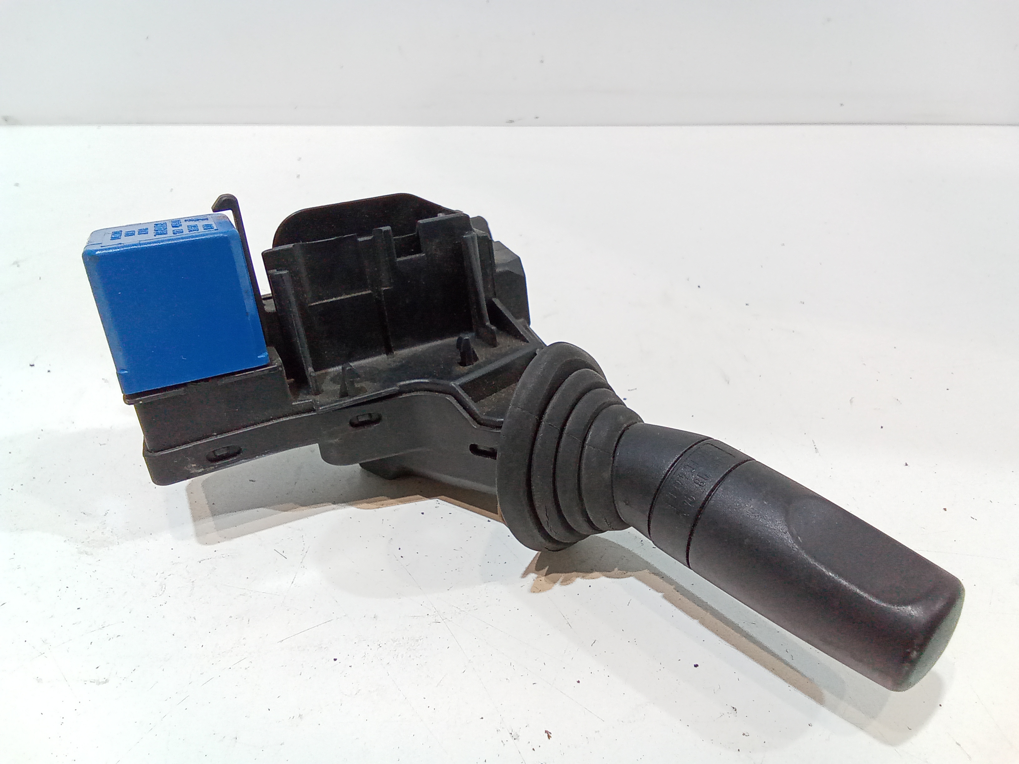 Devioluci sinistro per Ford Mondeo Berlina 3 Serie (2000 - 2003)