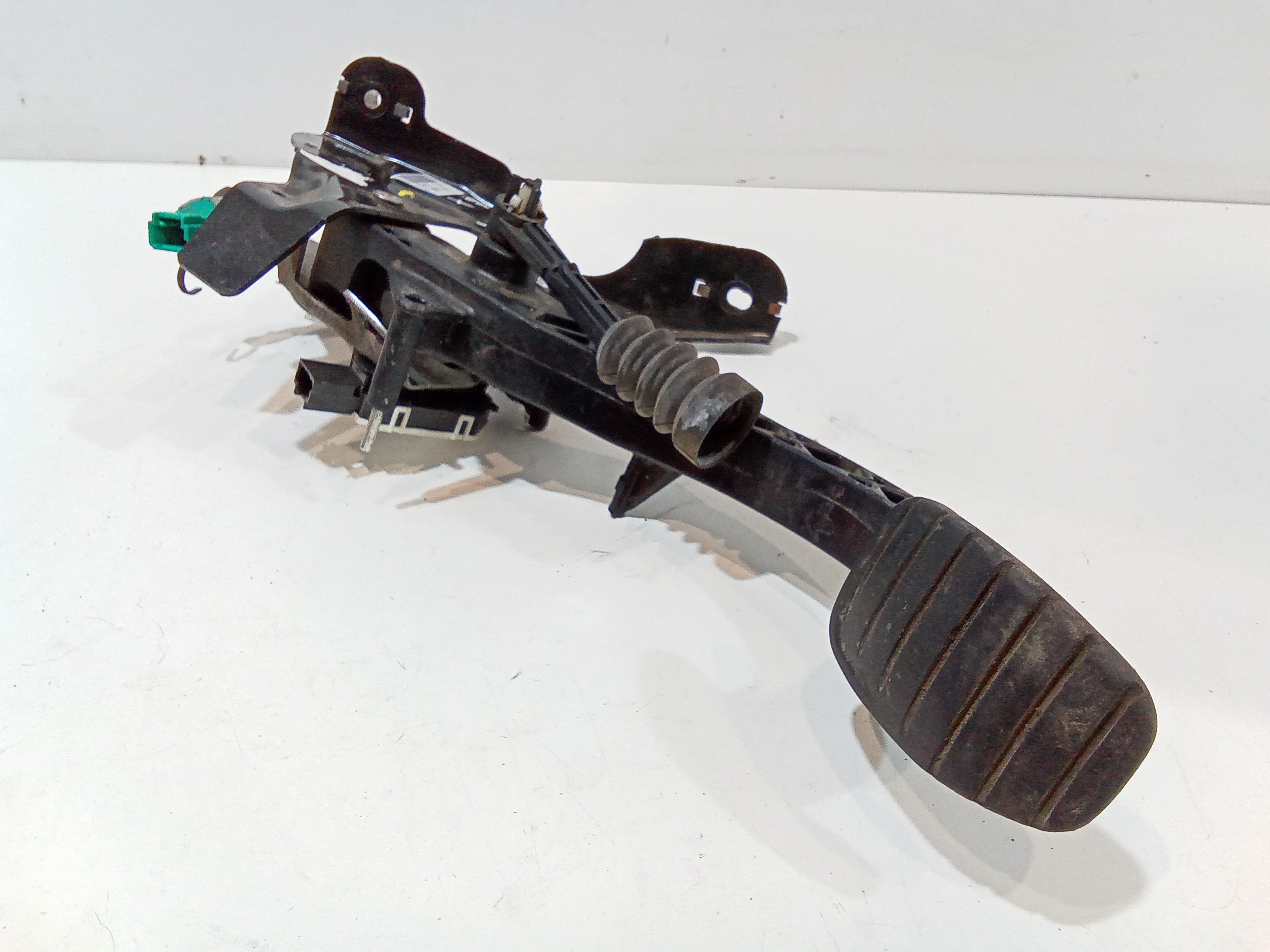 Pedale frizione per Renault Scenic X Mod (2009 - In produzione)