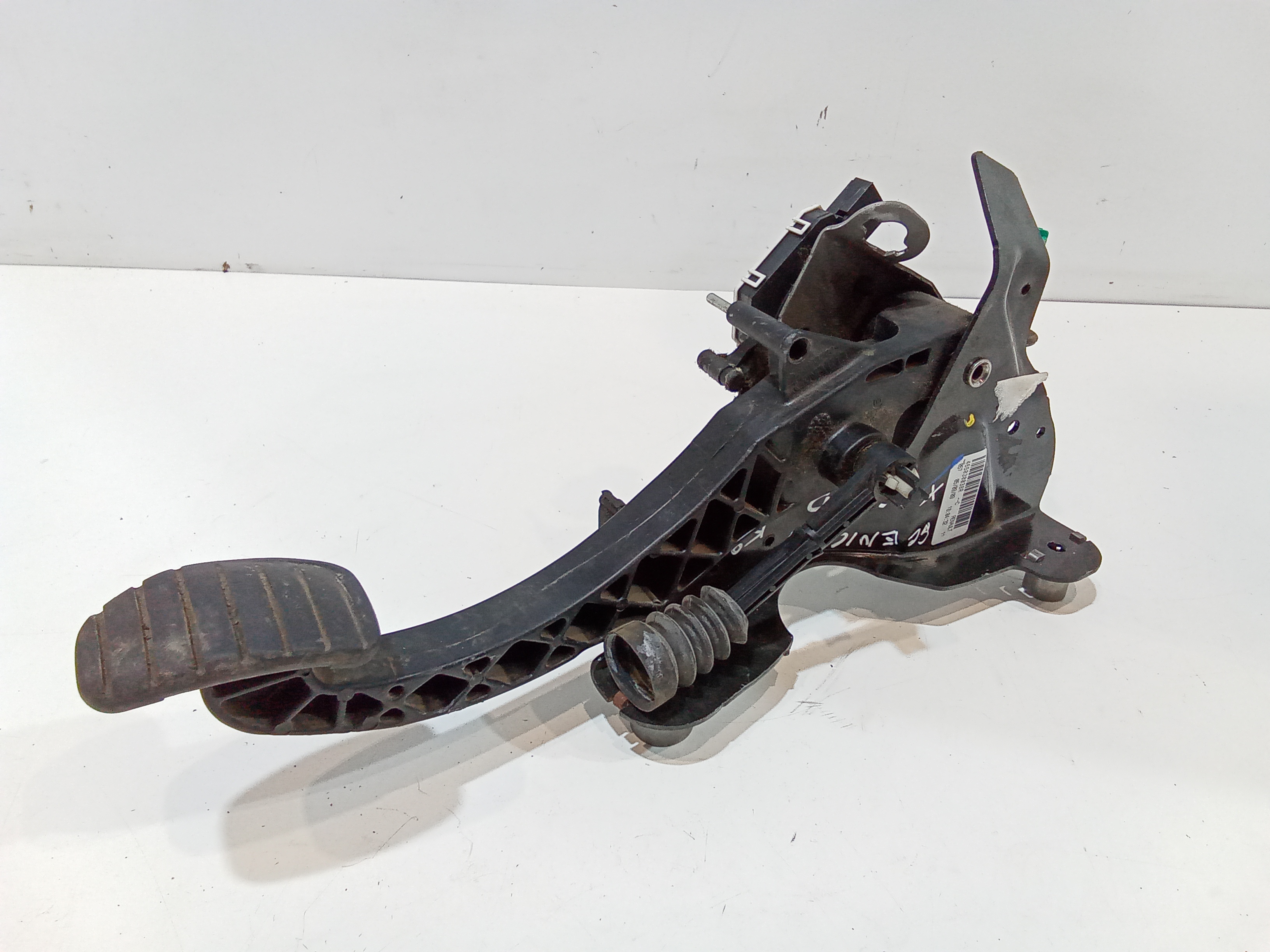 Pedale frizione per Renault Scenic X Mod (2009 - In produzione)