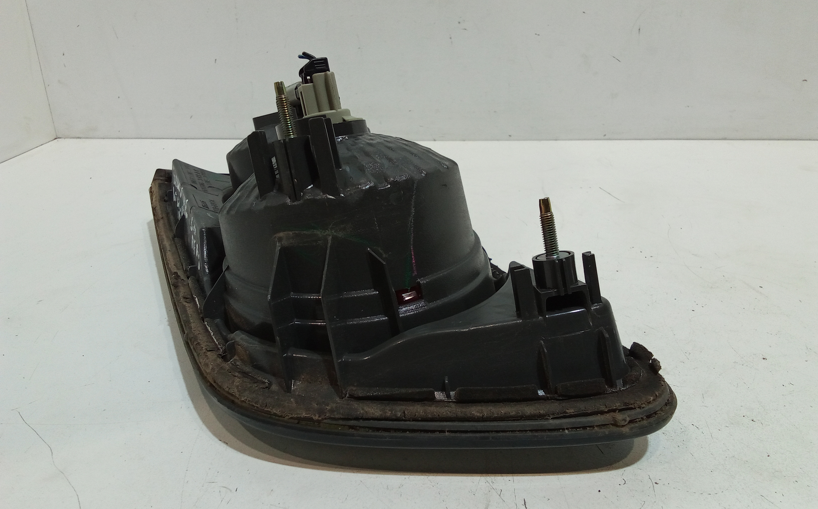 Stop Posteriore Sinistro Integrato nel Portello per Mazda 6 Berlina (2002 - 2008)