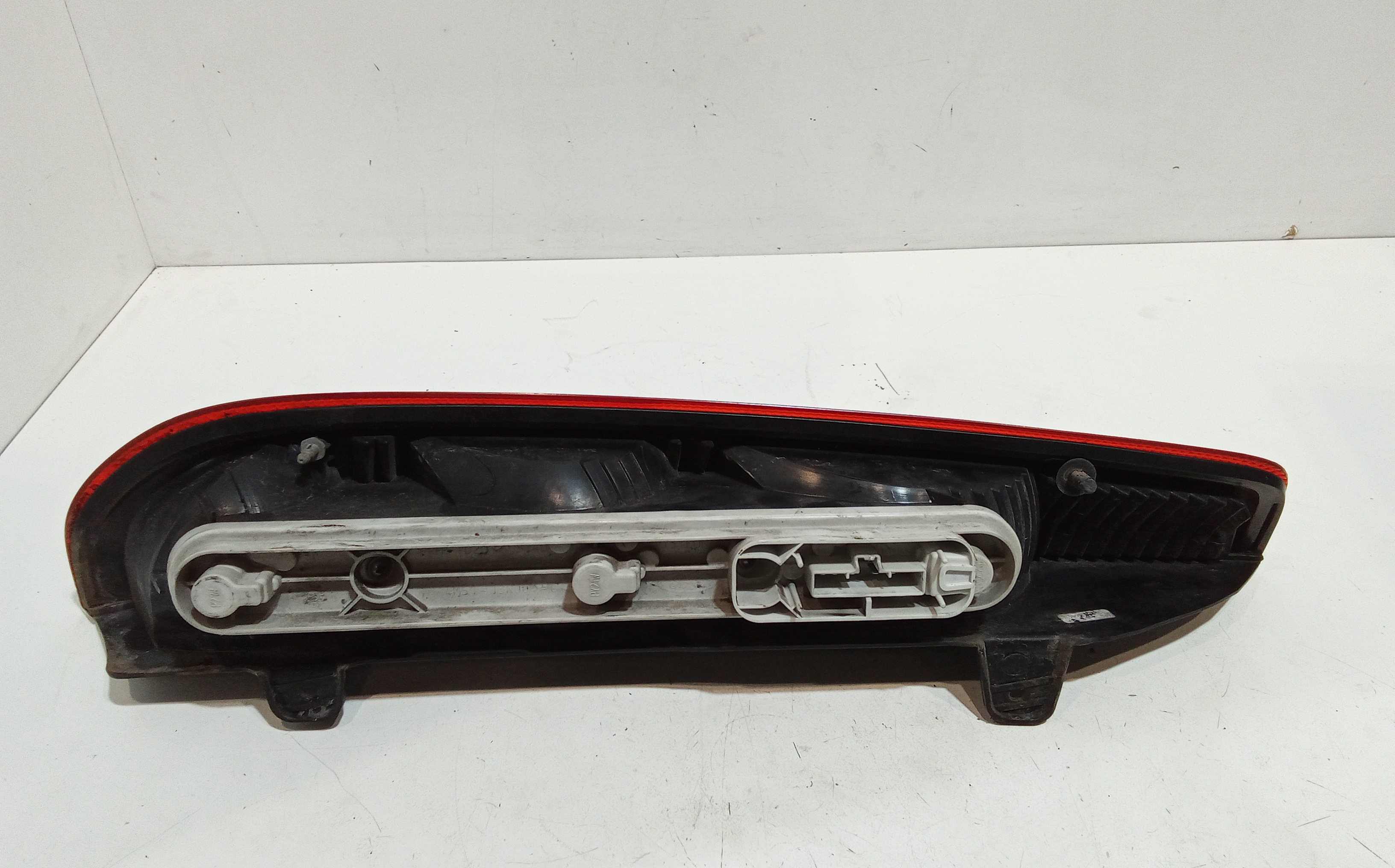 Stop fanale posteriore Destro Passeggero per Ford Focus S. Wagon 3 Serie (2004 - 2008)