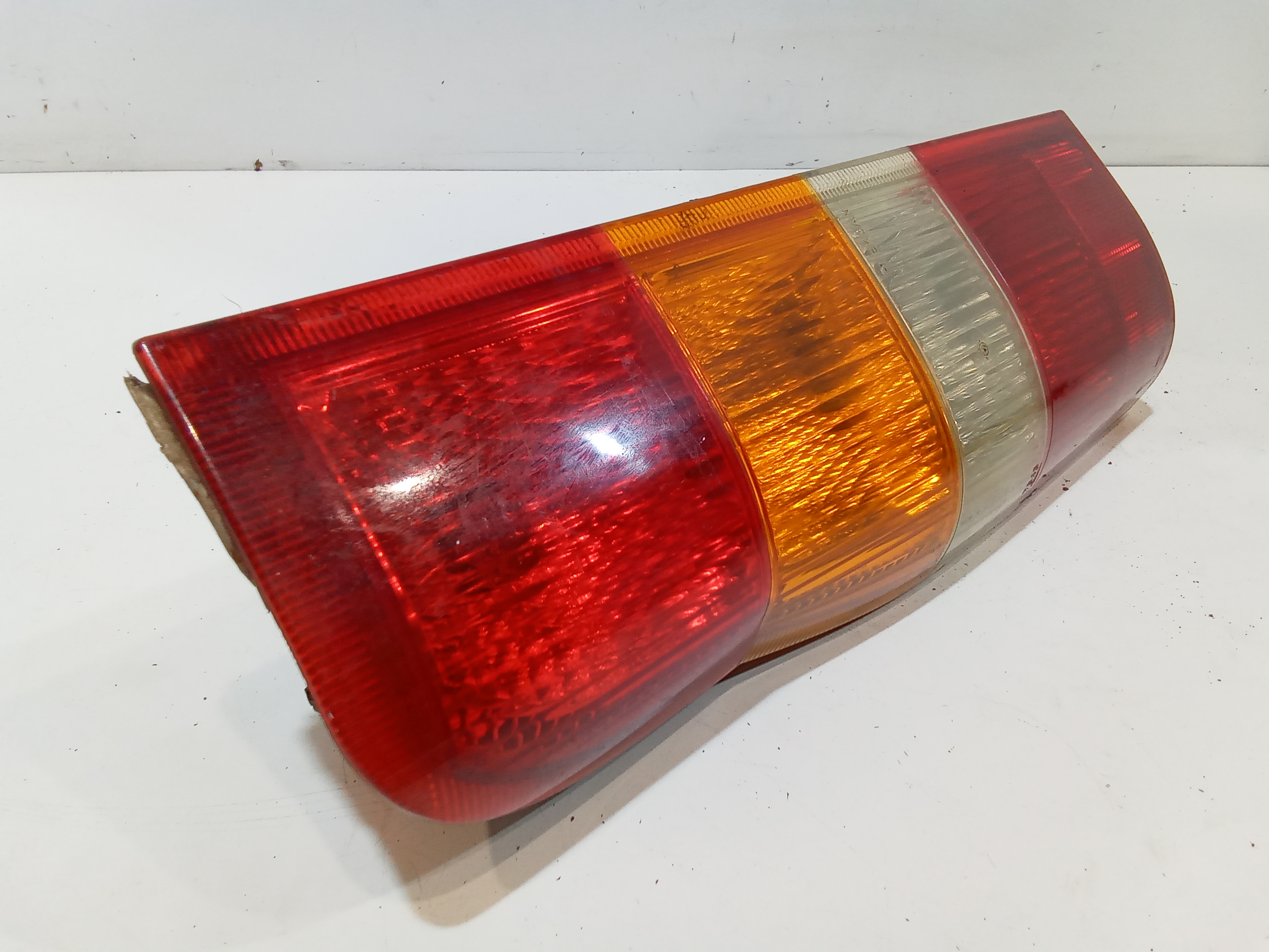 Stop fanale Posteriore sinistro lato Guida per Ford Transit Serie (00>06) (2000 - 2006)