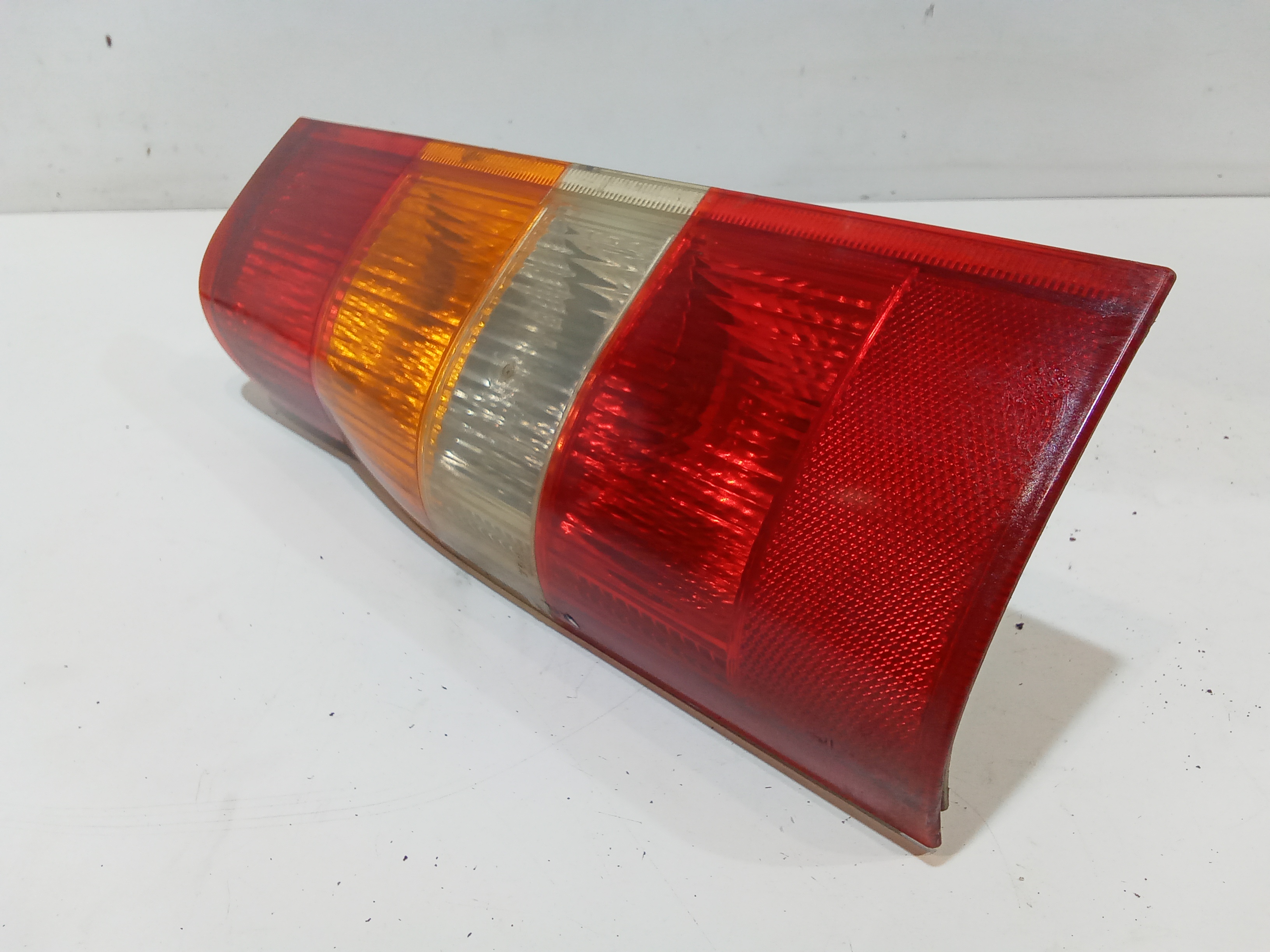 Stop fanale Posteriore sinistro lato Guida per Ford Transit Serie (00>06) (2000 - 2006)