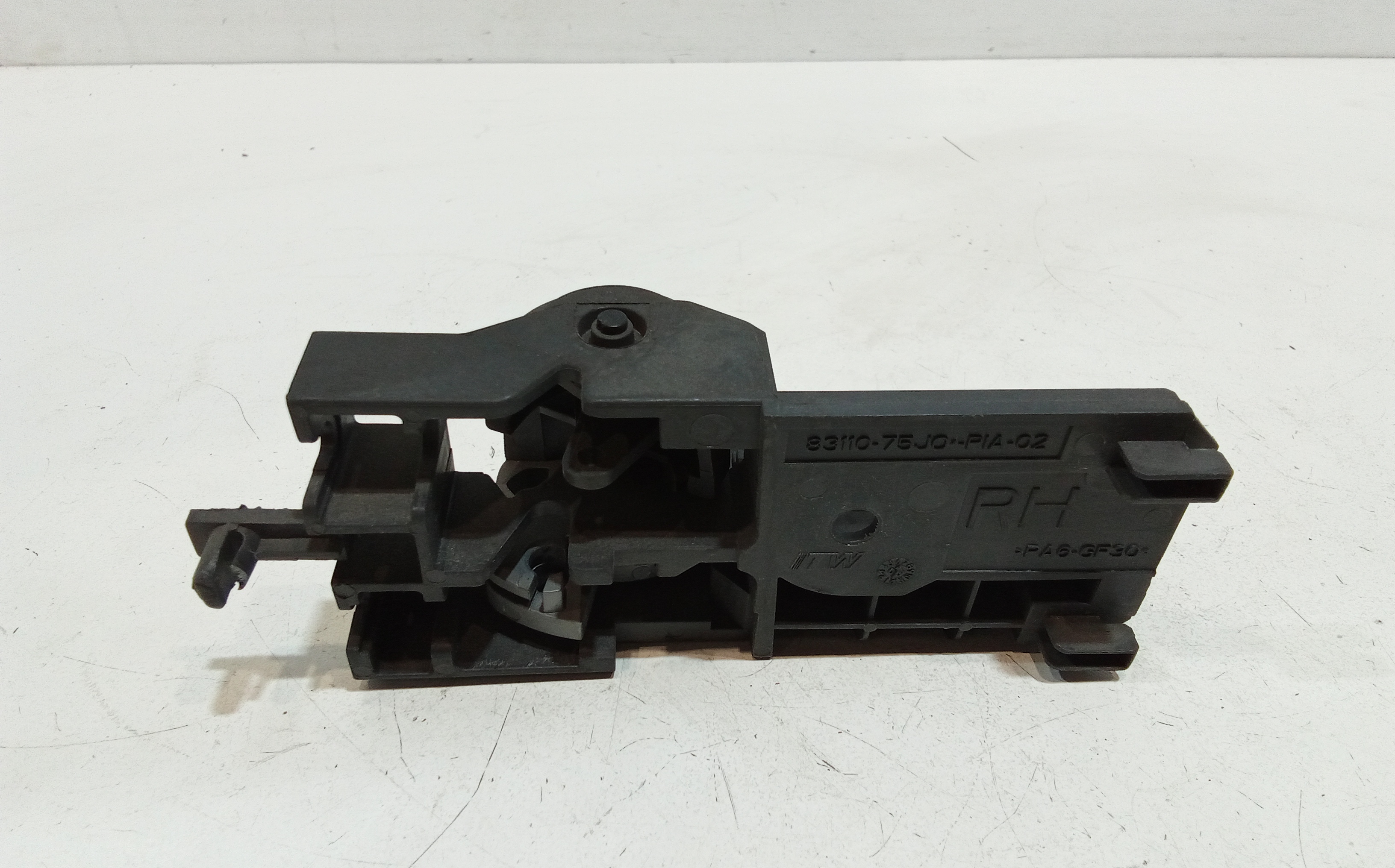 Maniglia interna Anteriore Destra per Suzuki Alto 3 Serie (2008 - In produzione)