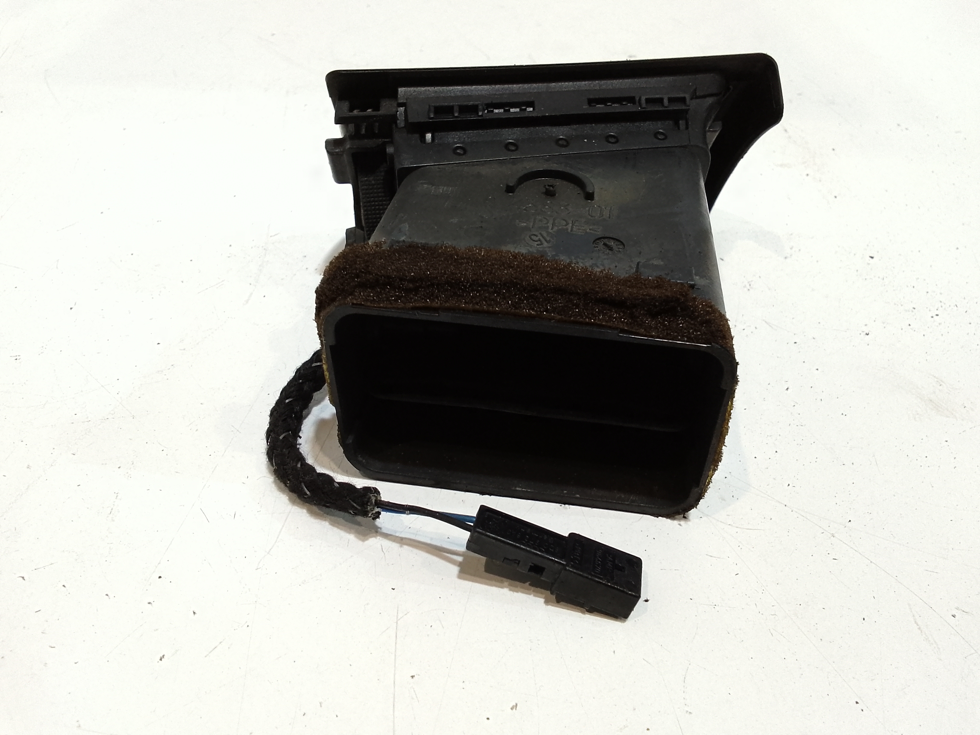 Bocchetta aria cruscotto lato passeggero per Audi A4 Avant (8ed) (04>08) (2004 - 2008)