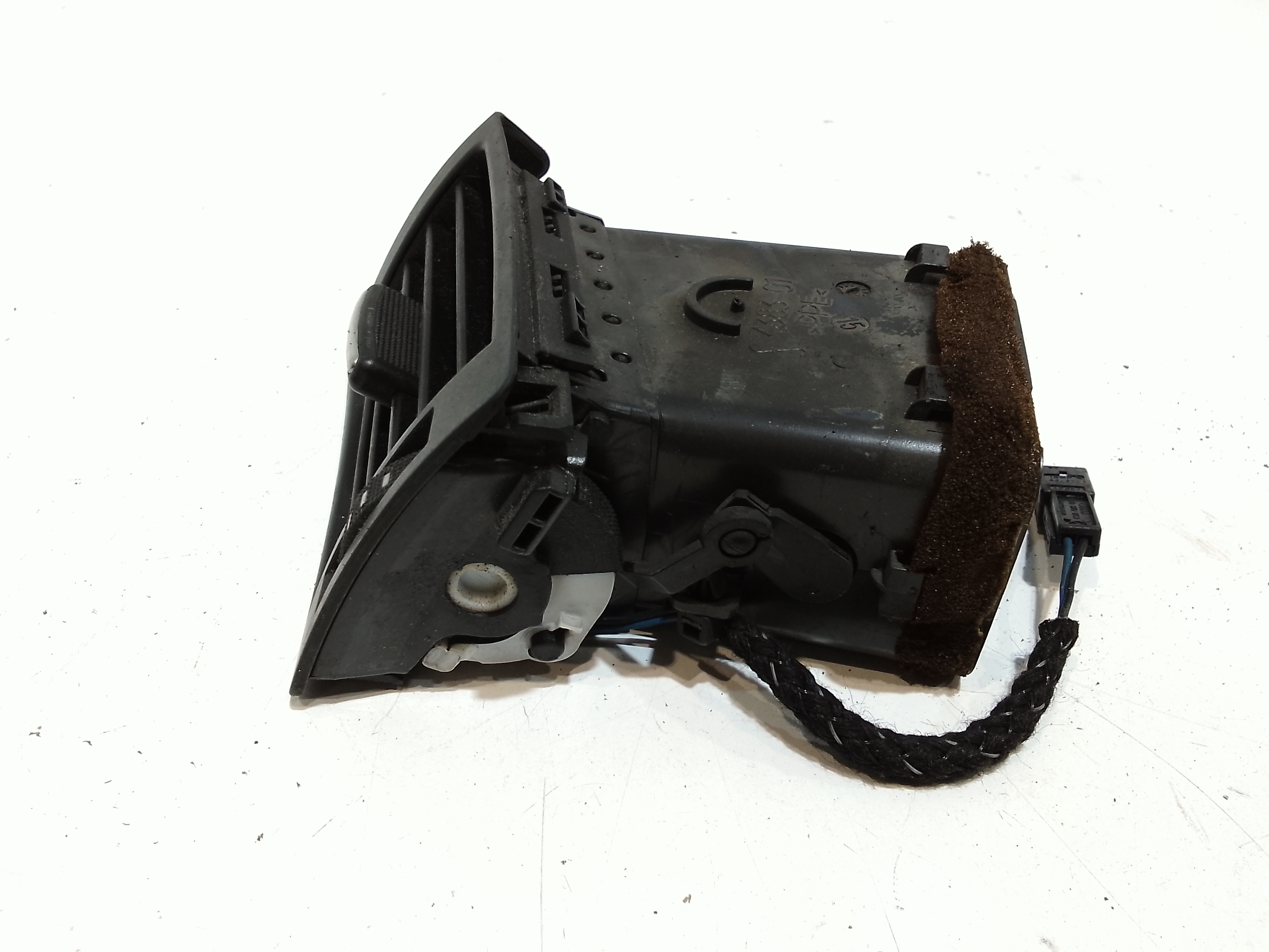 Bocchetta aria cruscotto lato passeggero per Audi A4 Avant (8ed) (04>08) (2004 - 2008)