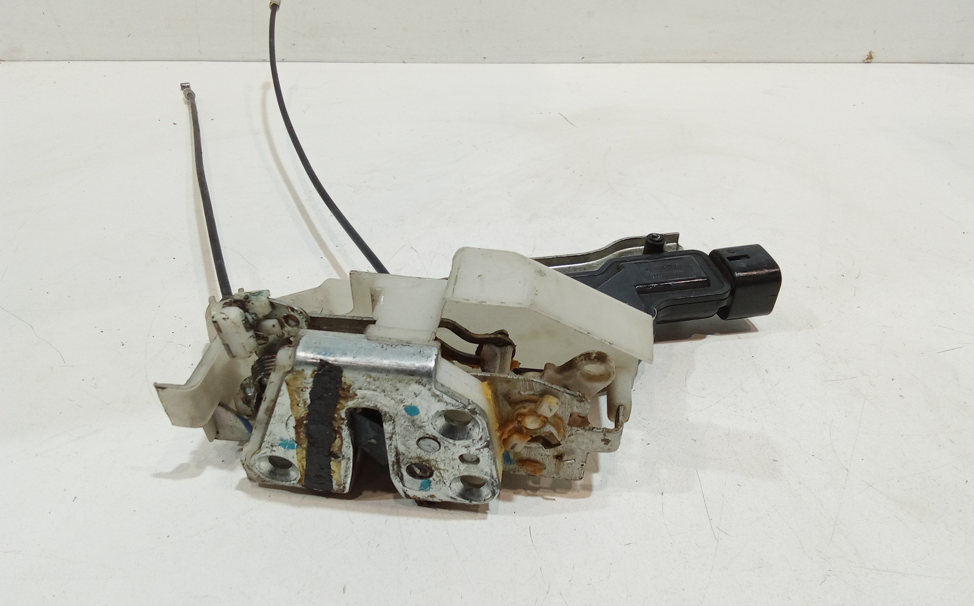 Serratura Anteriore Destra per Suzuki Alto 3 Serie (2008 - In produzione)