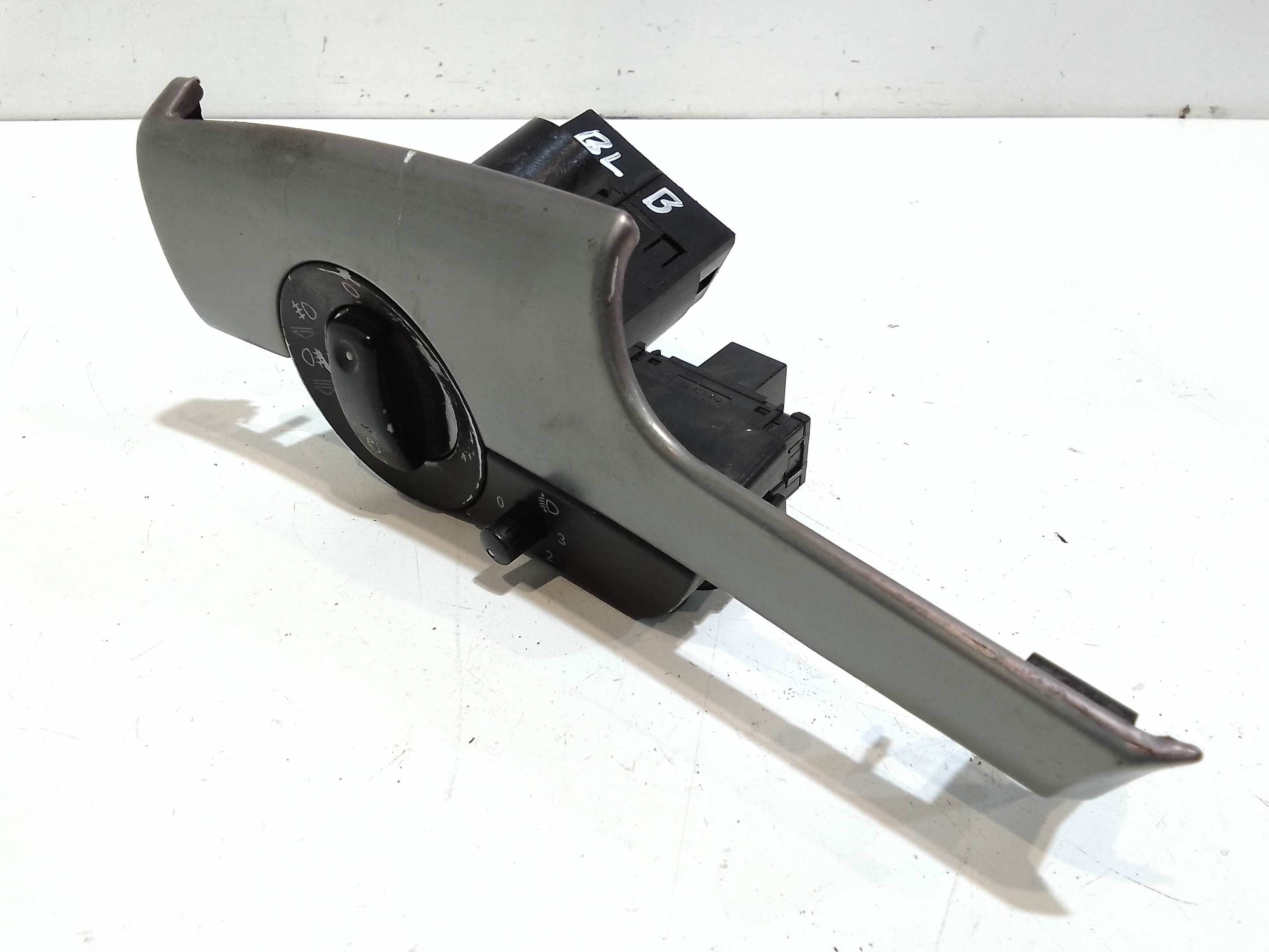 Interruttore comando luci per Audi A4 Avant (8ed) (04>08) (2004 - 2008)