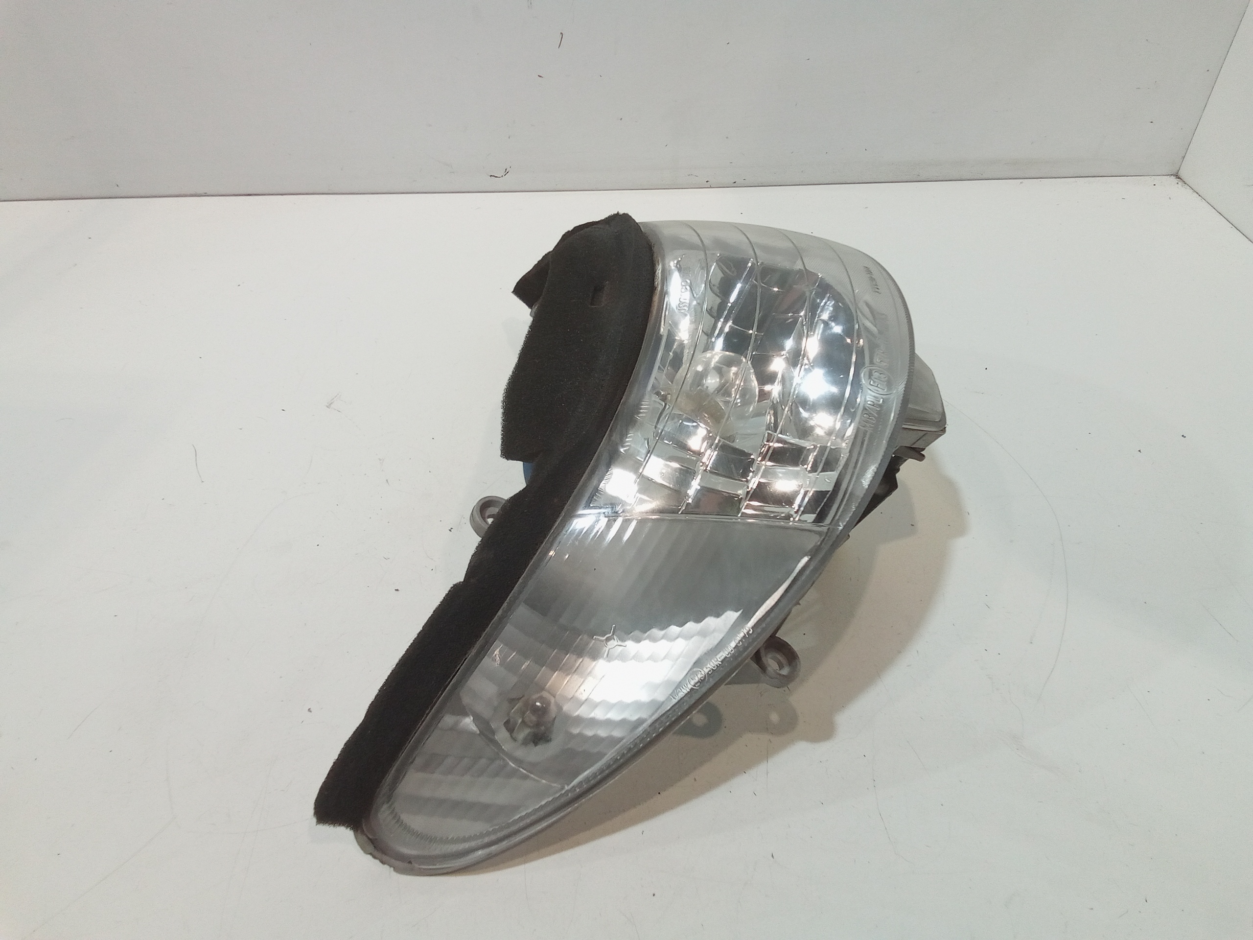 Faro anteriore per Kymco Dink 150cc (1999 - In produzione)