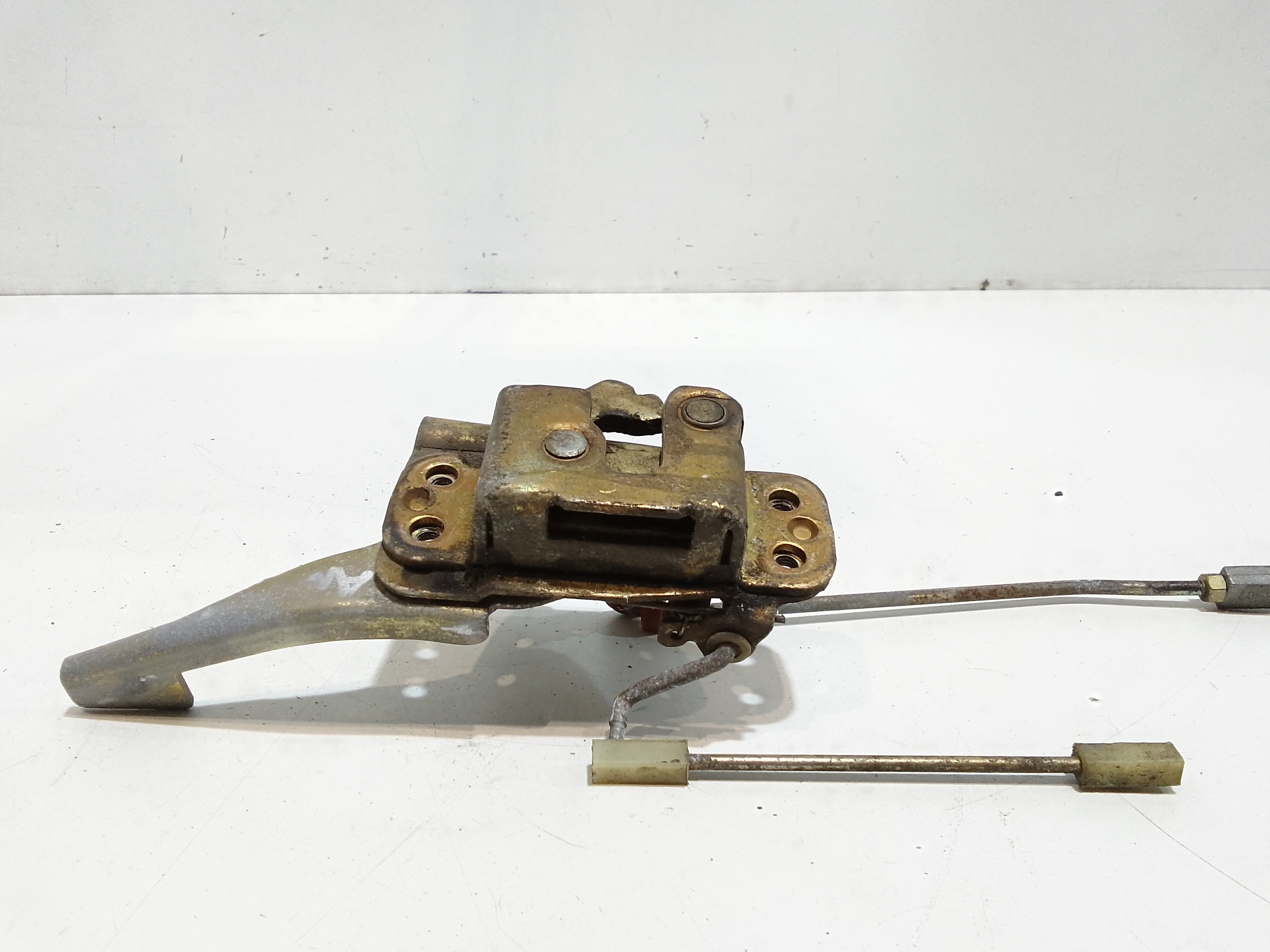 Serratura Anteriore Sinistra per Lancia Beta coup (1972 - 1984)