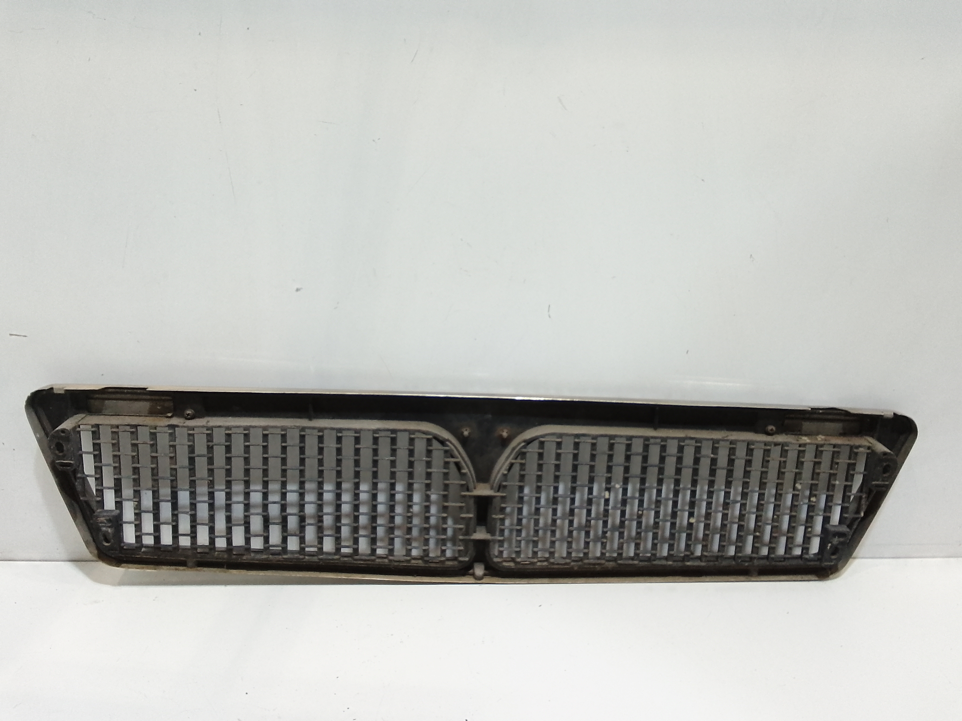 Mascherina anteriore per Lancia Beta coup (1972 - 1984)