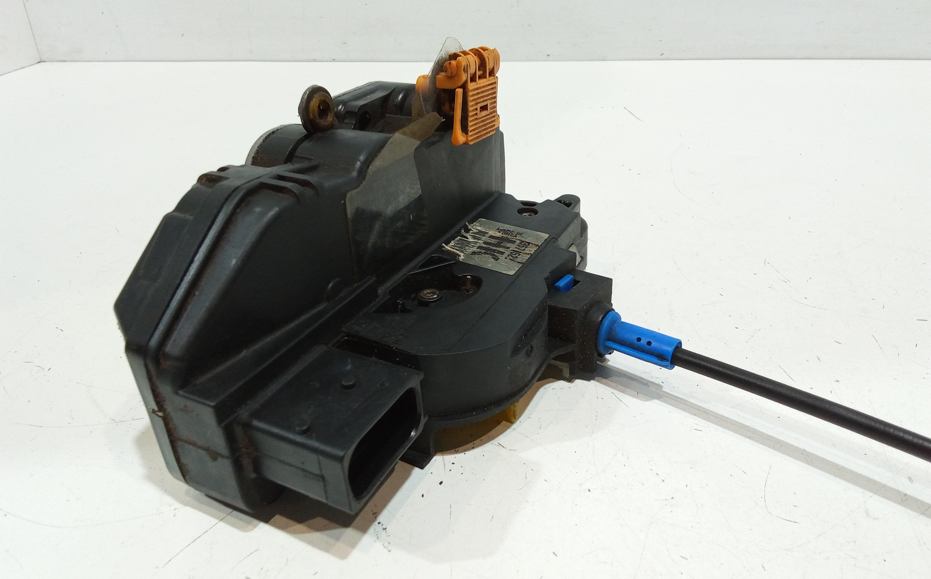 Serratura Anteriore Sinistra per Opel Astra J (2009 - In produzione)