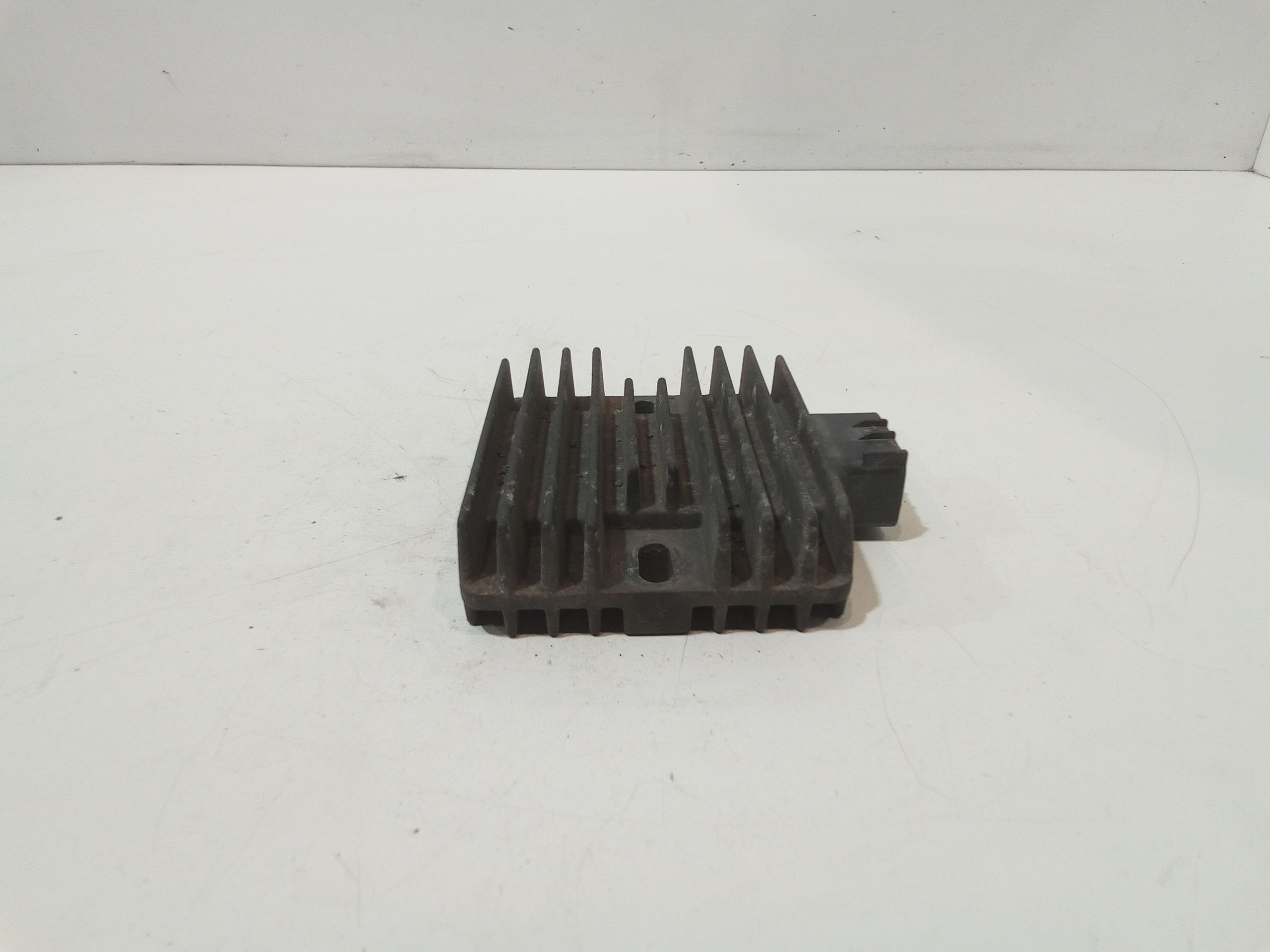 Regolatore di tensione per Yamaha Majesty 250cc (99>06) (1999 - 2006)