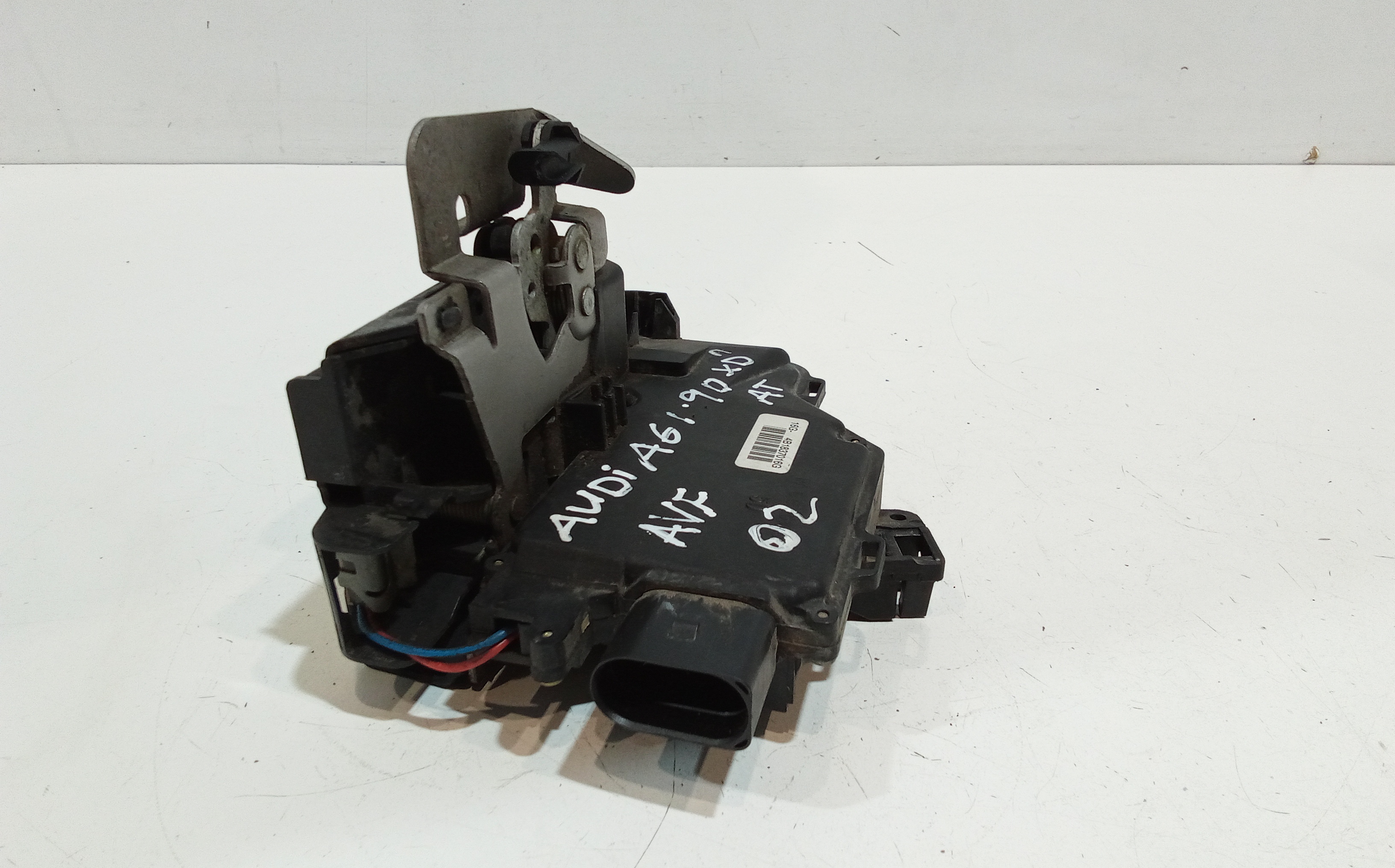 Serratura Anteriore Destra per Audi A6 Avant Serie C5 (4b5) (97>04) (1997 - 2004)