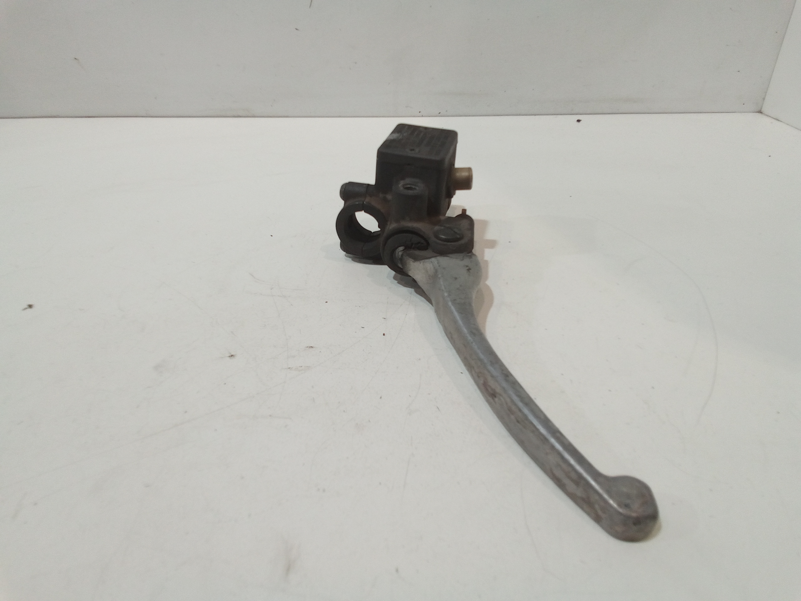 Pompa Freno anteriore per Piaggio Vespa Et2 50cc (1997 - 1998)