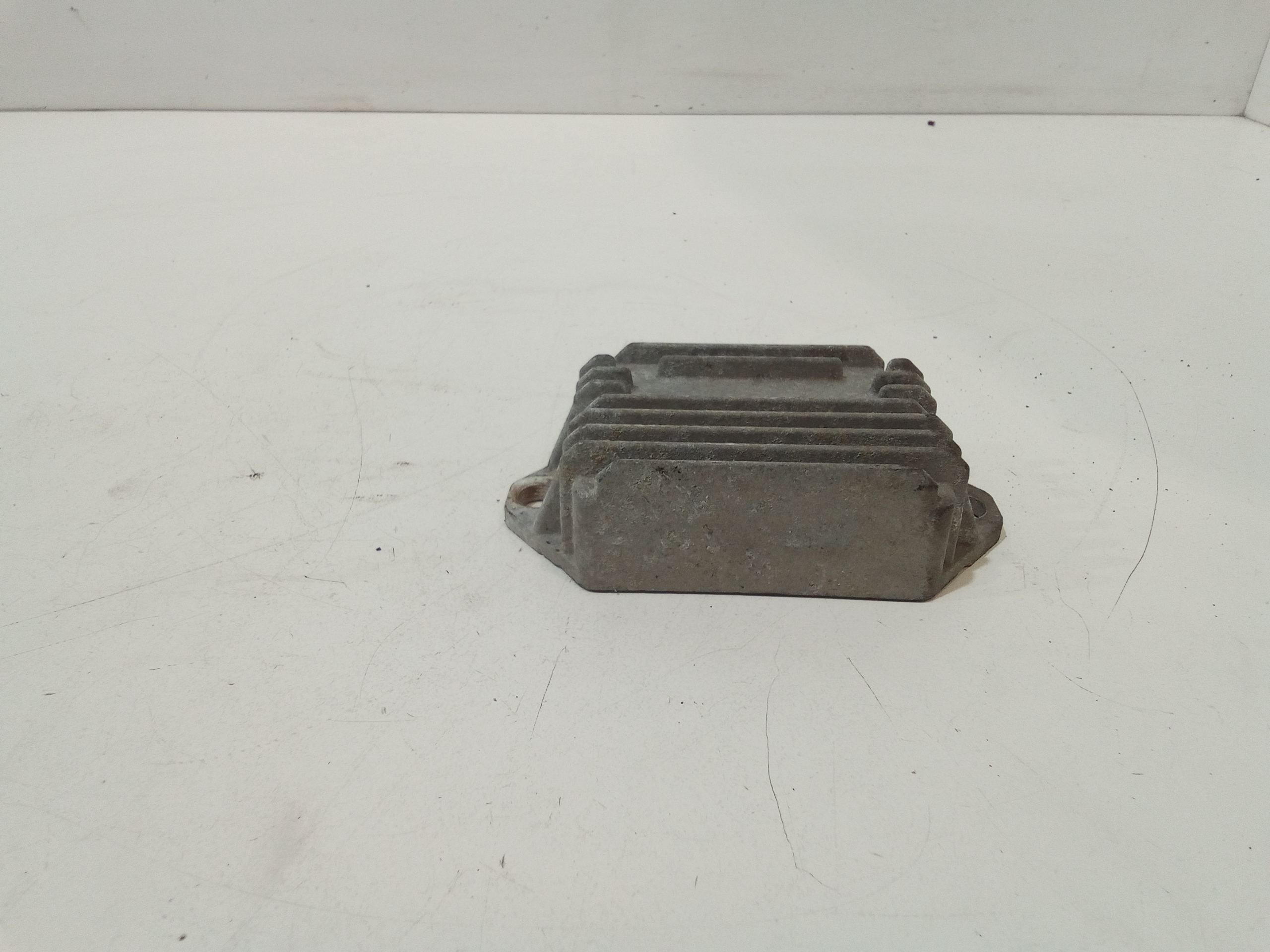 Regolatore di tensione per Piaggio Vespa 50cc Et2 (99>03) (1999 - 2003)