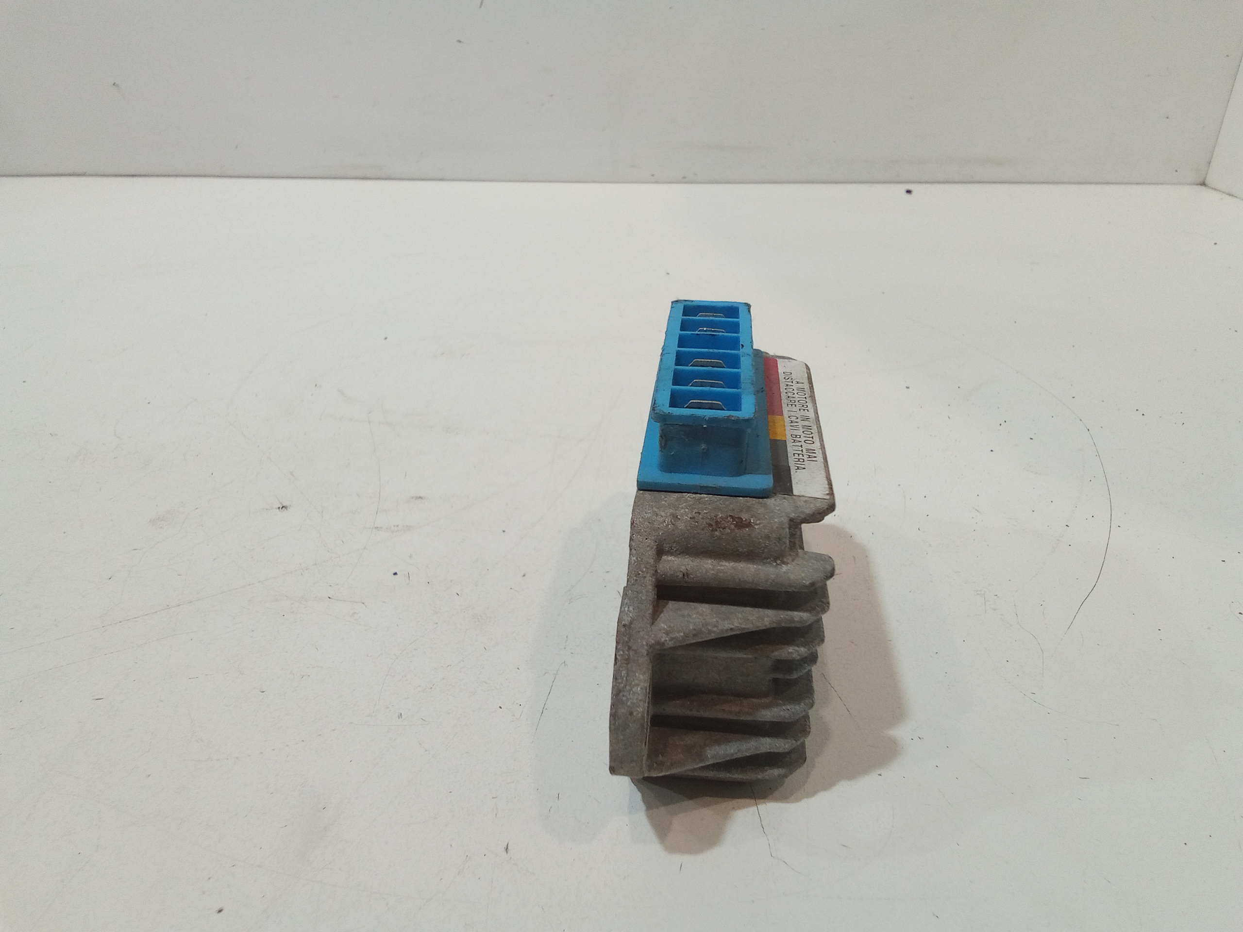 Regolatore di tensione per Piaggio Vespa 50cc Et2 (99>03) (1999 - 2003)