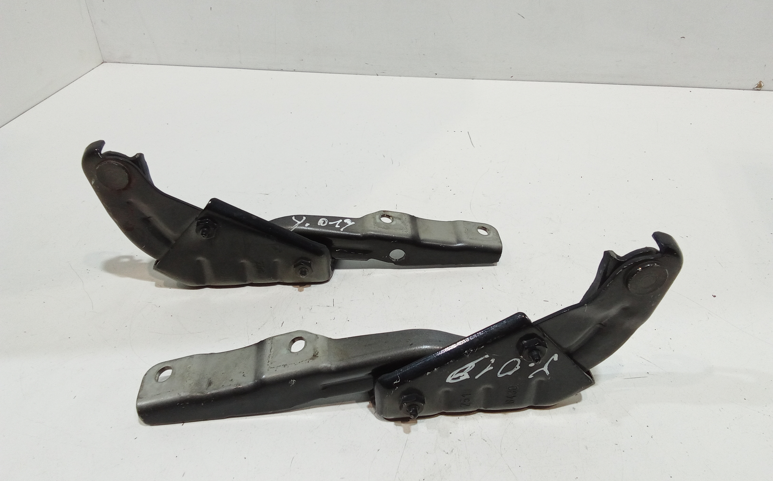 Cerniere cofano anteriore dx e sx per Lancia Ypsilon 4 Serie (2011 - In produzione)