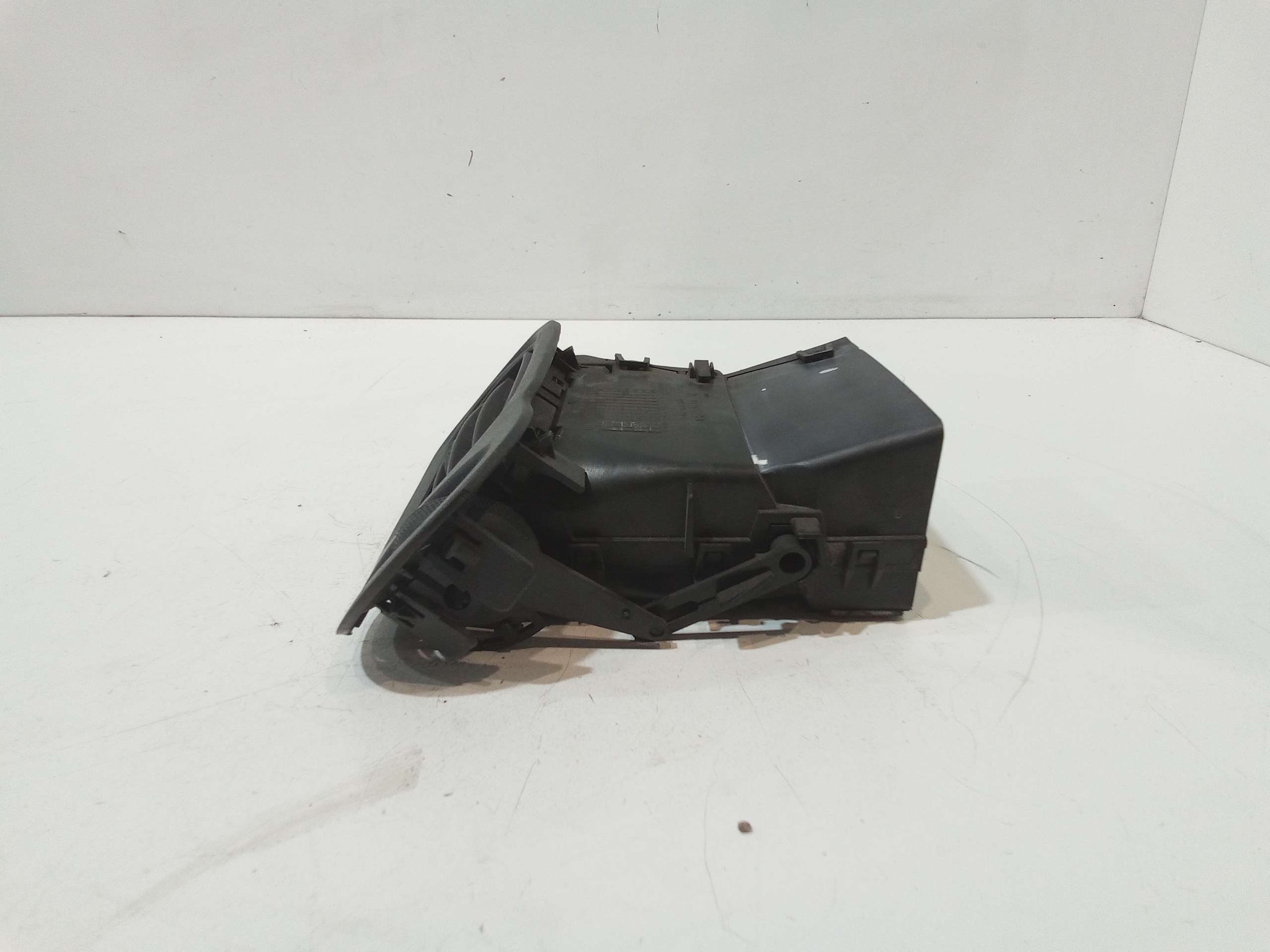 Bocchetta aria cruscotto lato guida per Renault Modus 1 Serie (2004 - 2006)