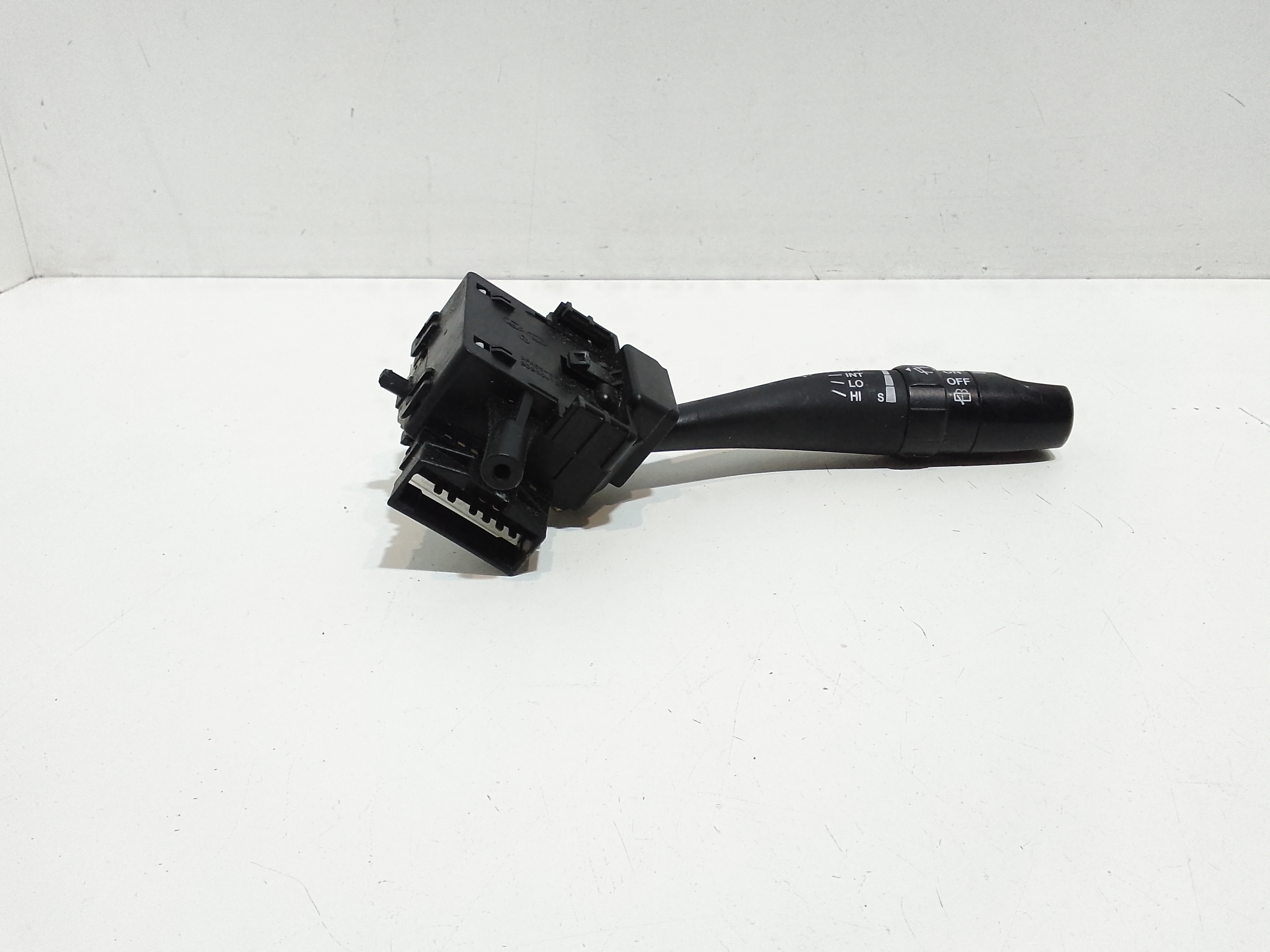 Devioluci destro per Kia Carens 2 Serie (2006 - In produzione)