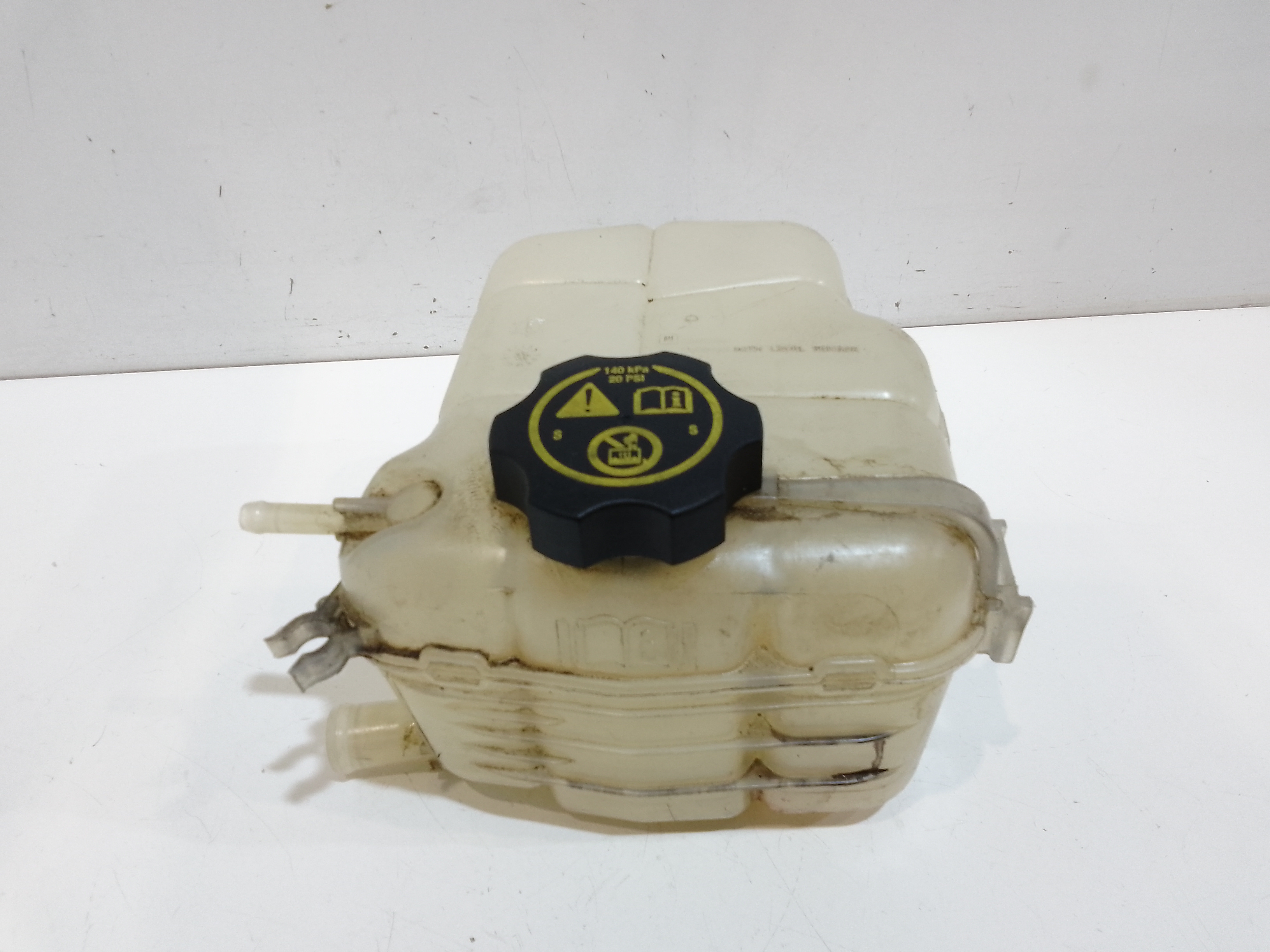 Vaschetta liquido radiatore per Opel Astra J (2009 - In produzione)