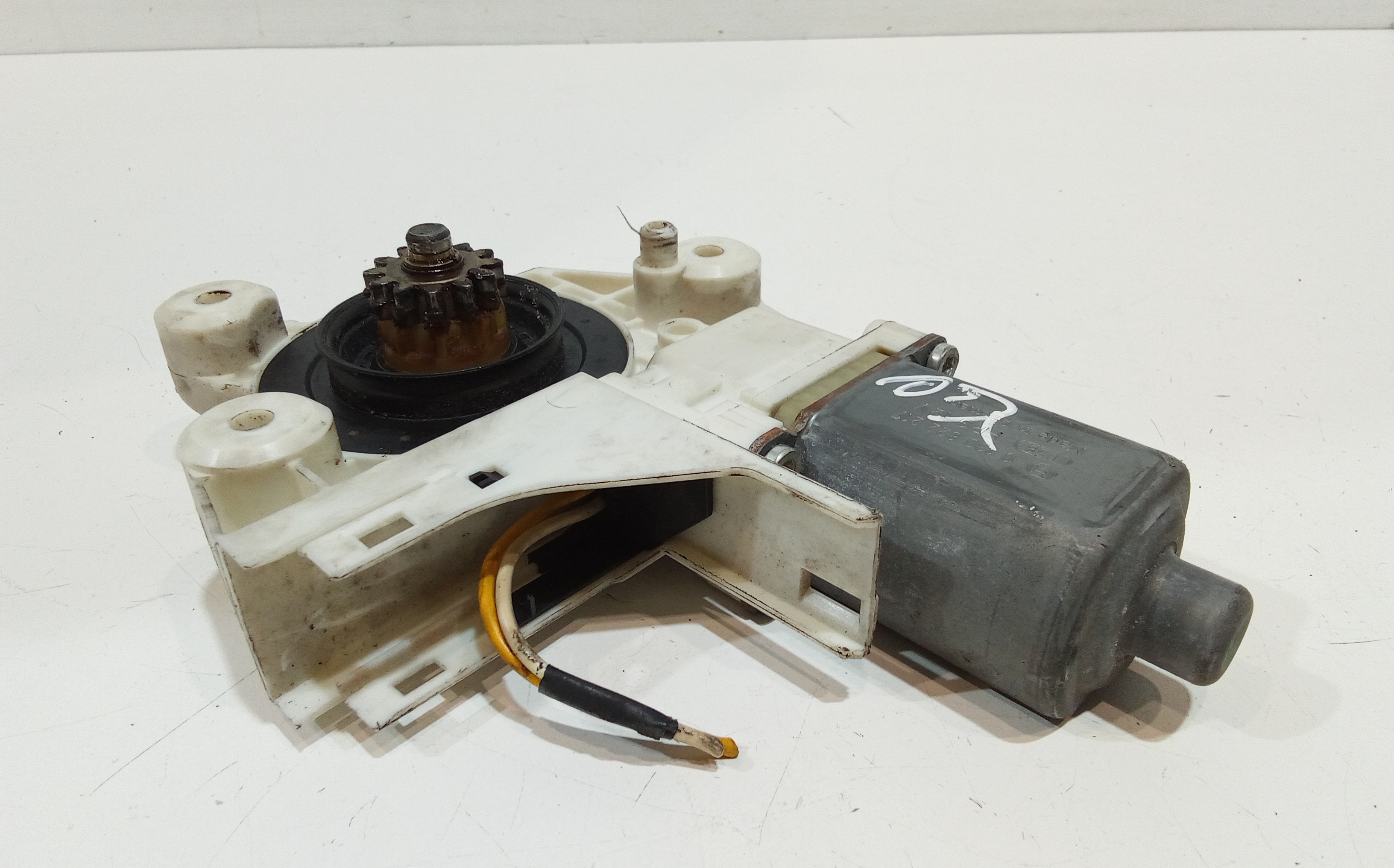 Motorino Alzavetro anteriore Sinistro per Ford Focus Berlina 3 Serie (2004 - 2008)