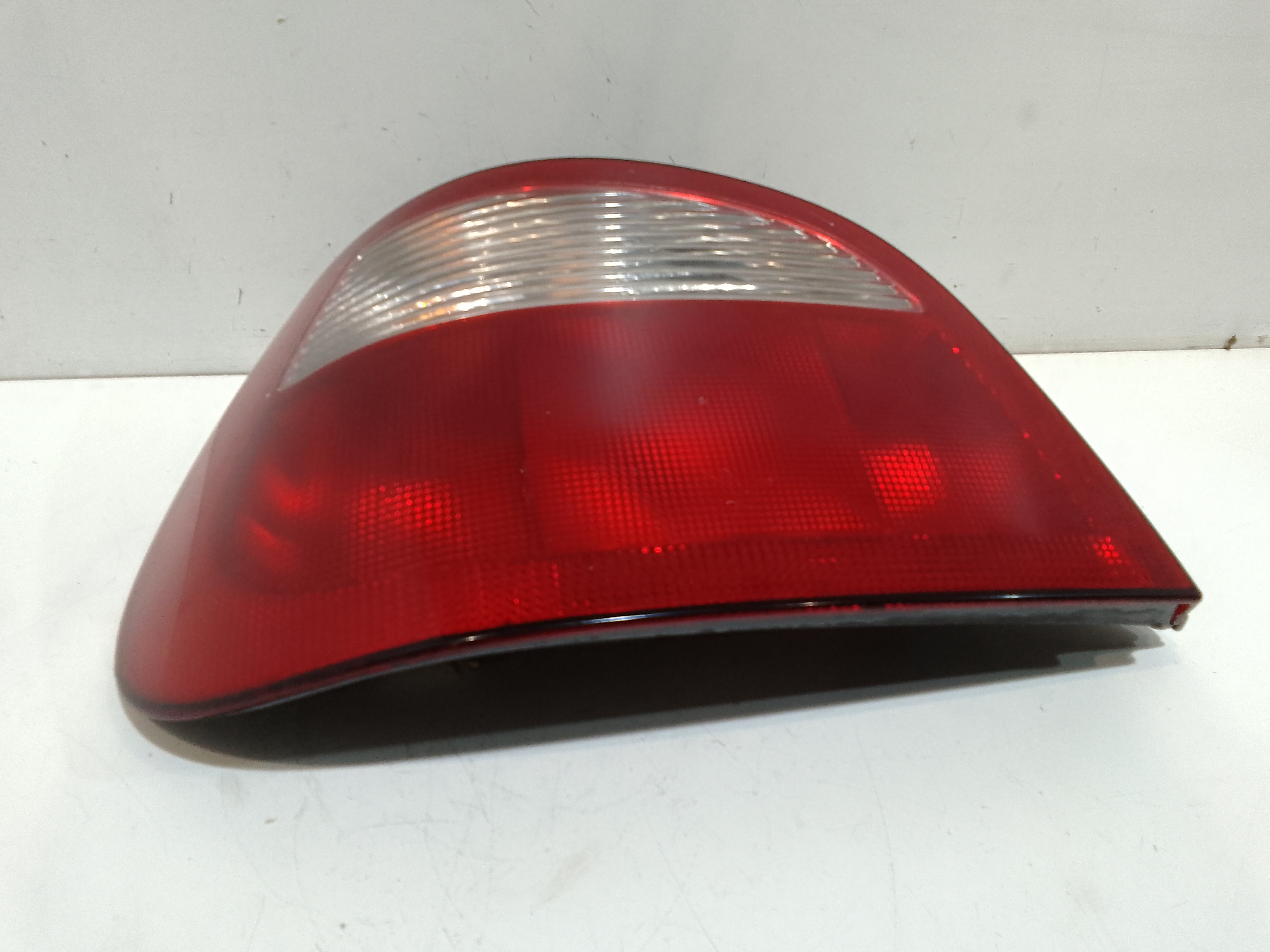 Stop fanale Posteriore sinistro lato Guida per Renault Megane L Serie (96>99) (1996 - 1999)