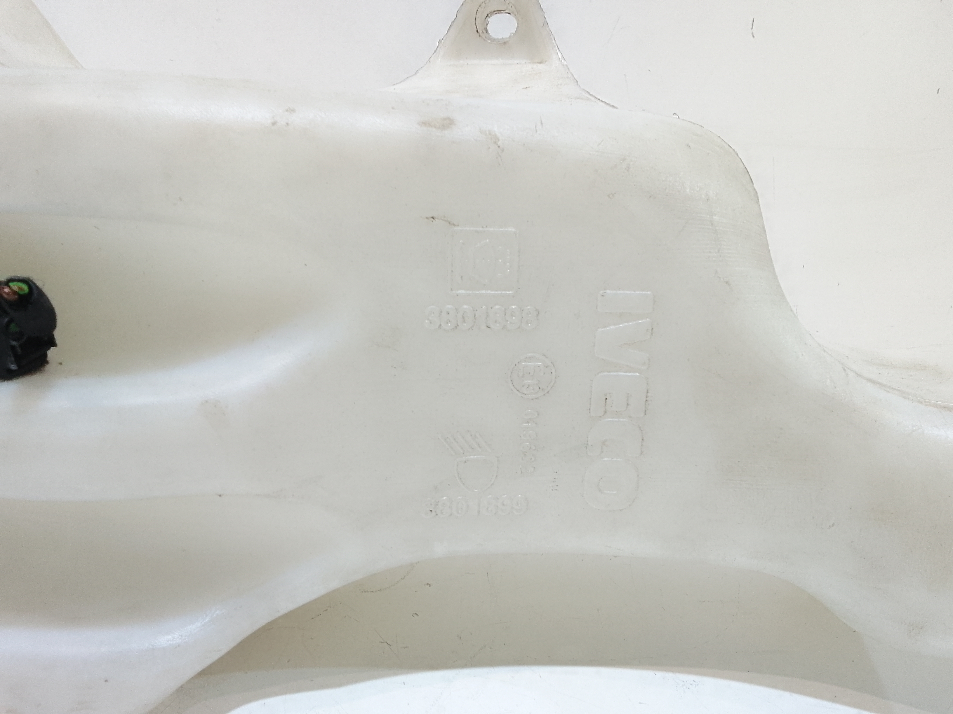 Vaschetta Tergi ant per Iveco Daily 4 Serie (2006 - 2014)