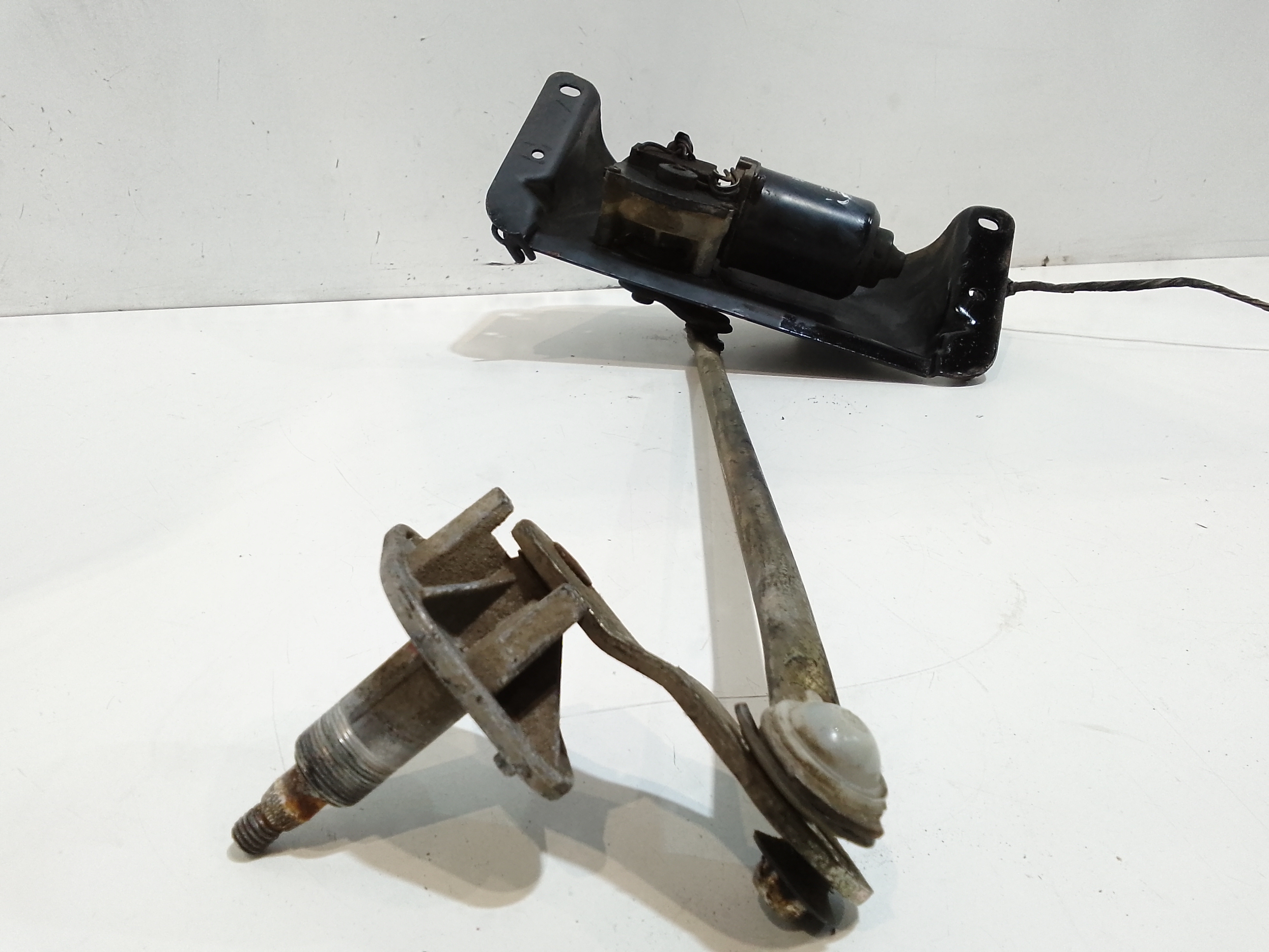 Motorino tergi ant completo di tandem per Kia K 2500 Serie (05>) (2005 - In produzione)