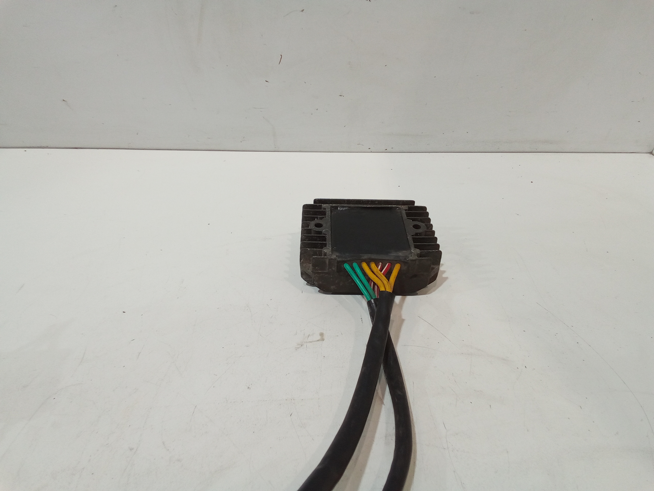 Regolatore di tensione per Piaggio Beverly 500cc (02>06) (2002 - 2006)