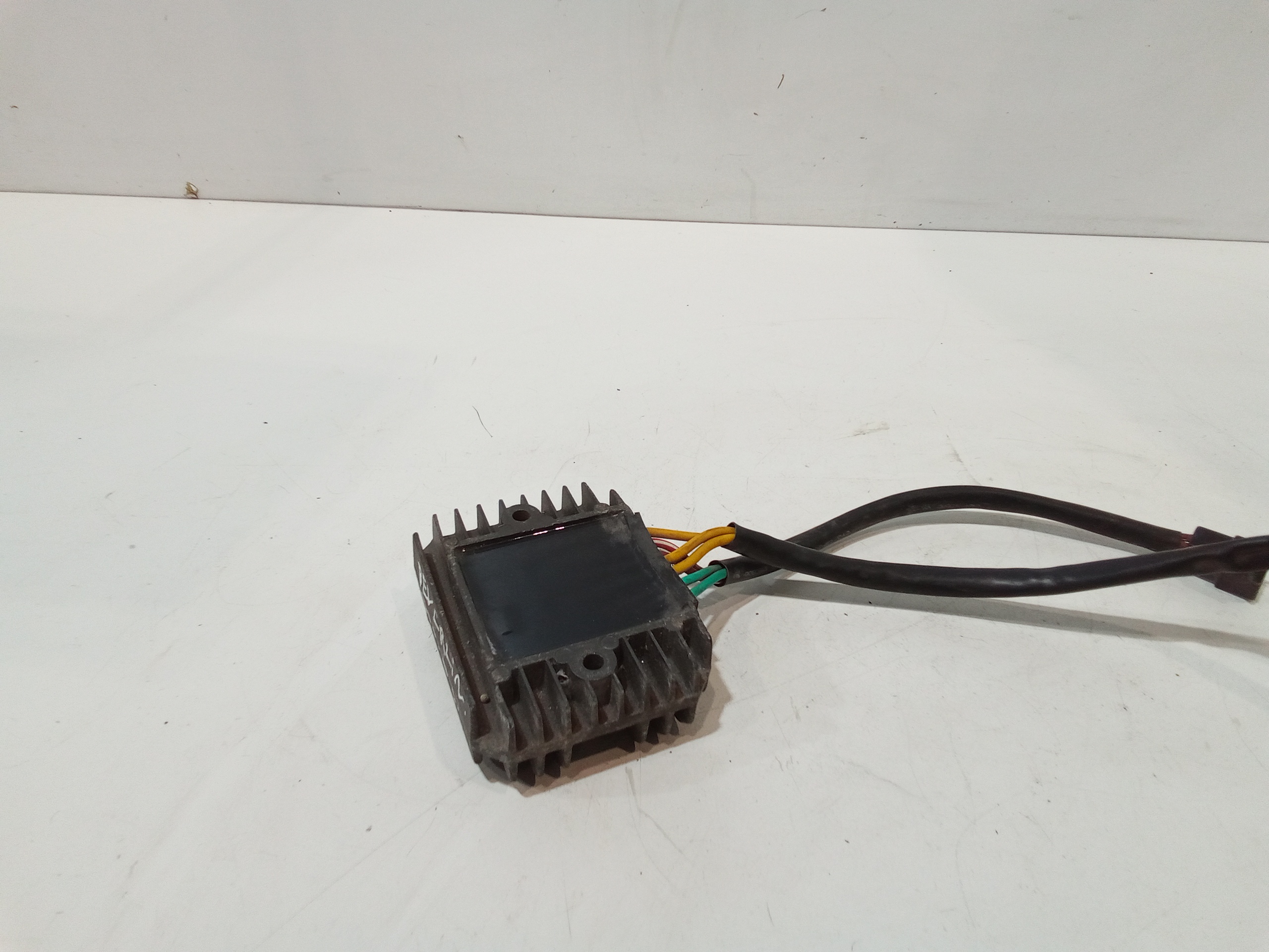 Regolatore di tensione per Piaggio Beverly 500cc (02>06) (2002 - 2006)