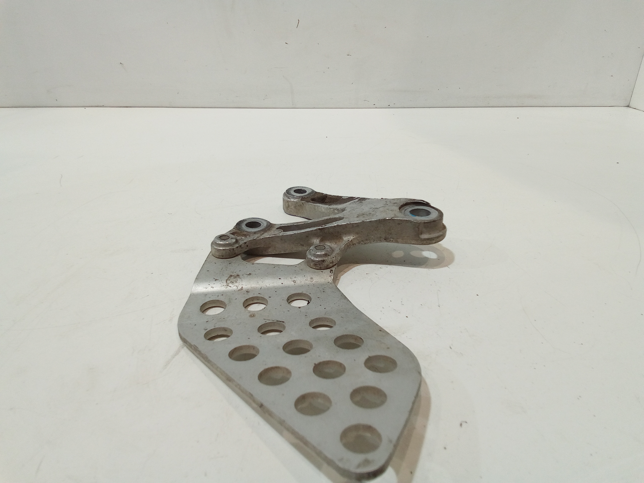 Staffa supporto pedalino per Honda CBR 900 RR Fireblade (2000 - 2001)